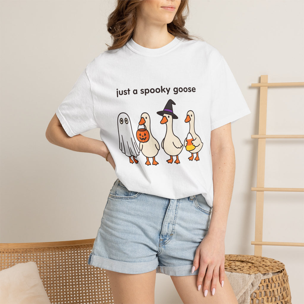 Geese Pack Shirt Halloween Creatures Gift Women Cartoonish Tee Flock T-Shirt Horror Fan Spooky Tshirt Beast Graphic Basic Trick-Or-Treat