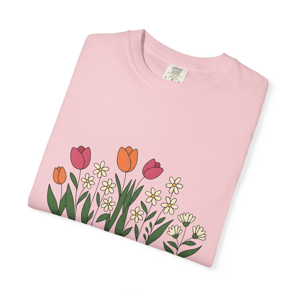 Flower Garden Shirt Teacher Floral Gift Women Hand Drawn Tee Garden T-Shirt Teacher Enthusiast Illustrated Tshirt Floral Design Minimalist
