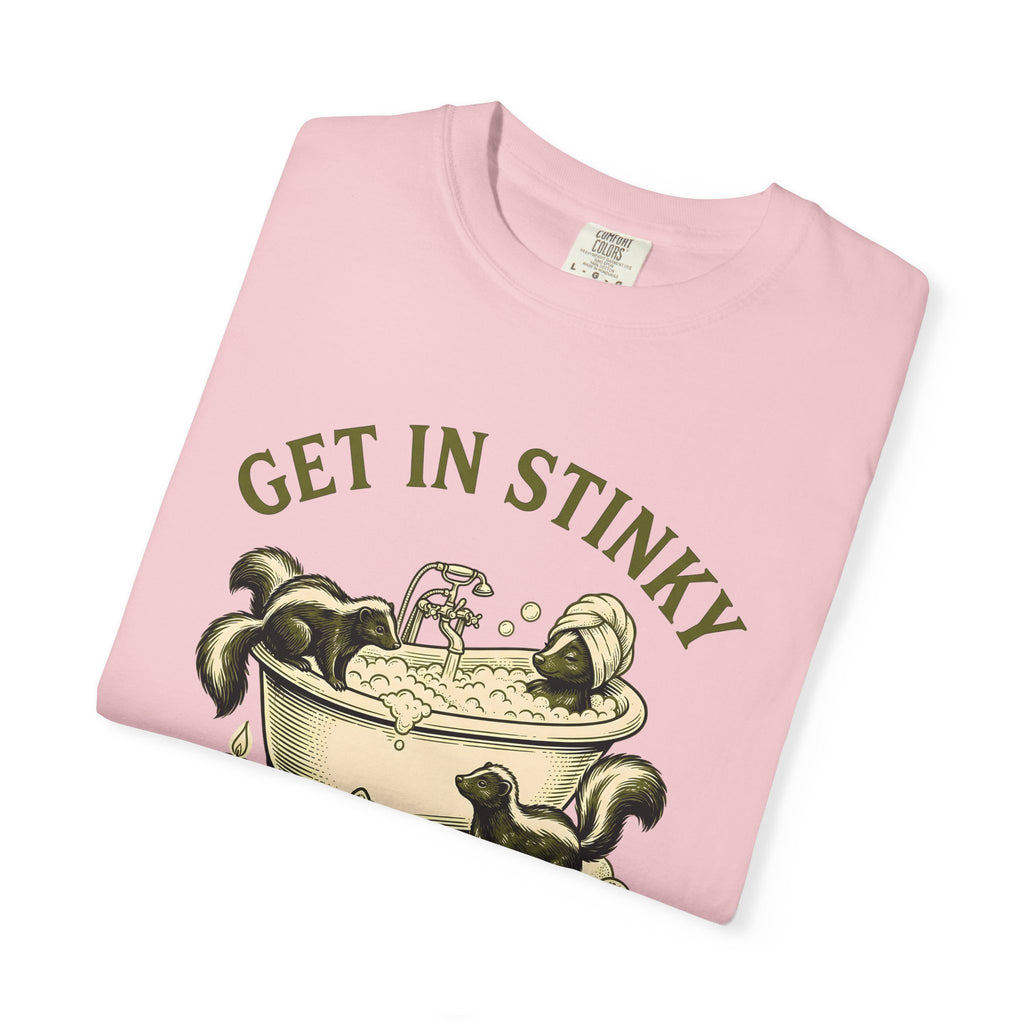 Skunk Cleanse Shirt Self Care Fauna Gift Women Classic Tee Detox T-Shirt Wellness Enthusiast Vintage Tshirt Wildlife Graphic Line Art