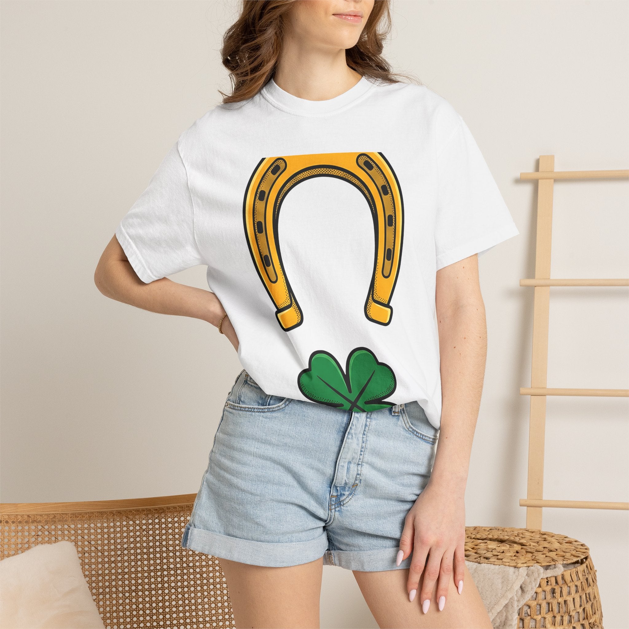 Horseshoe Clover Shirt St Patrick's Day Superstition Gift Women Minimal Tee Four Leaf Clover T-Shirt St Patricks Fan Simple Tshirt Lucky