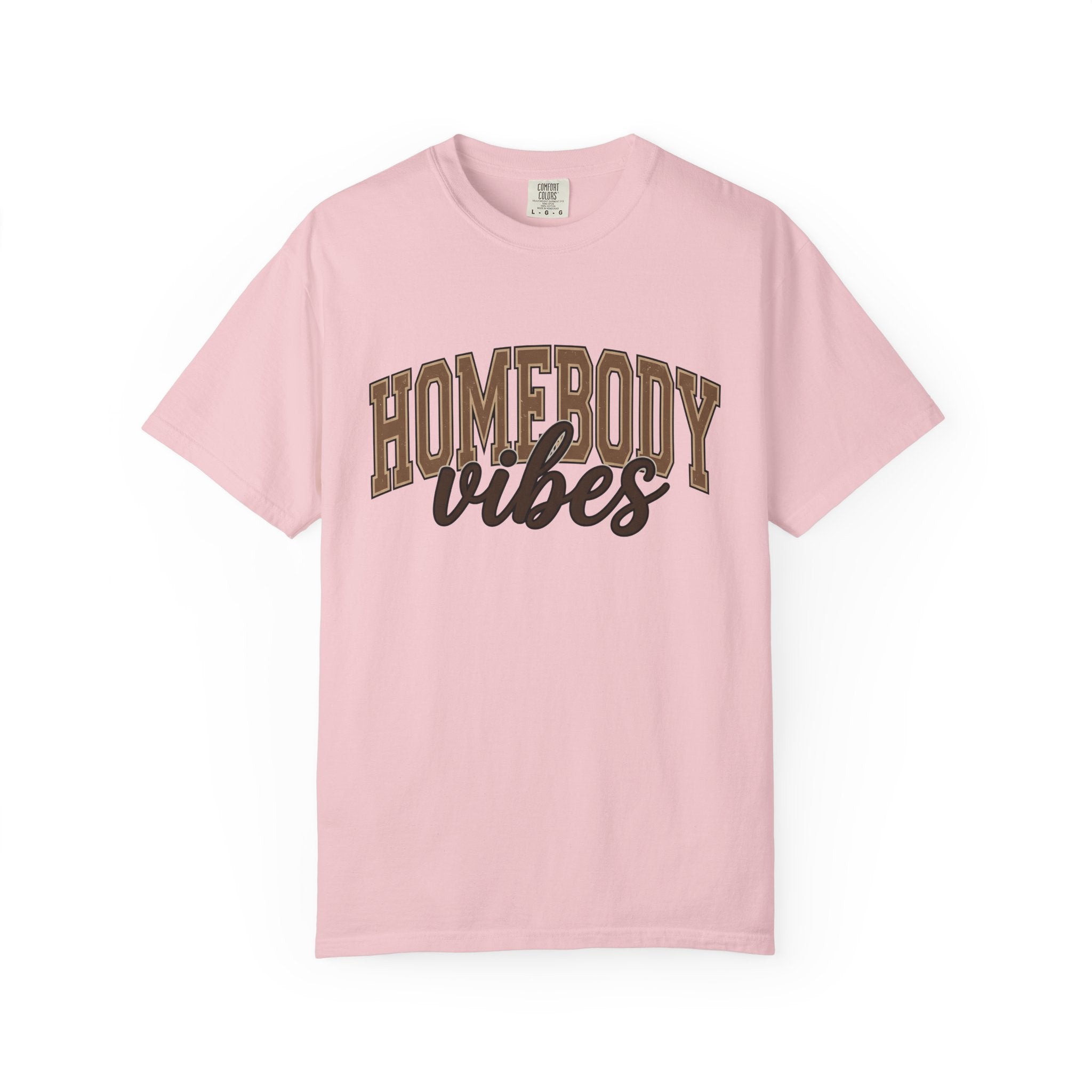 Bold Text Graphic Shirt Moms Home Gift Women Retro Tee Typography T-Shirt Motherhood Fan Distressed Tshirt Domestic Graphic Vintage Cozy