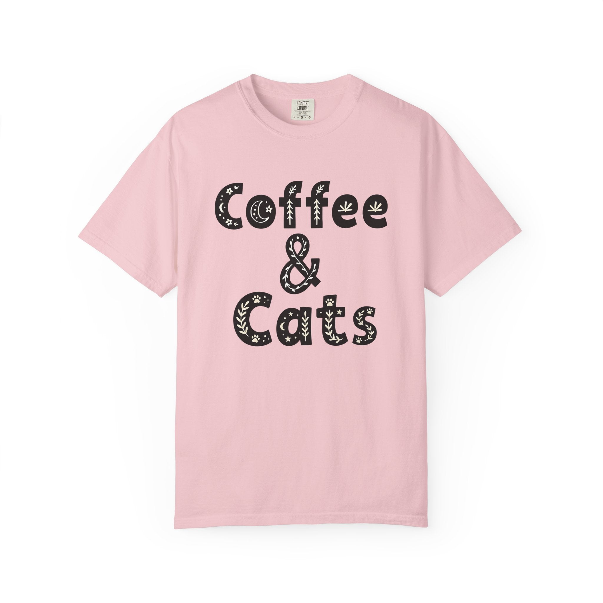 Coffee Cat Shirt Coffee Pet Gift Women Boho Tee Kitty Cat T-Shirt Coffee Fan Feline Graphic Tshirt Whimsical Paw Print Tshirt