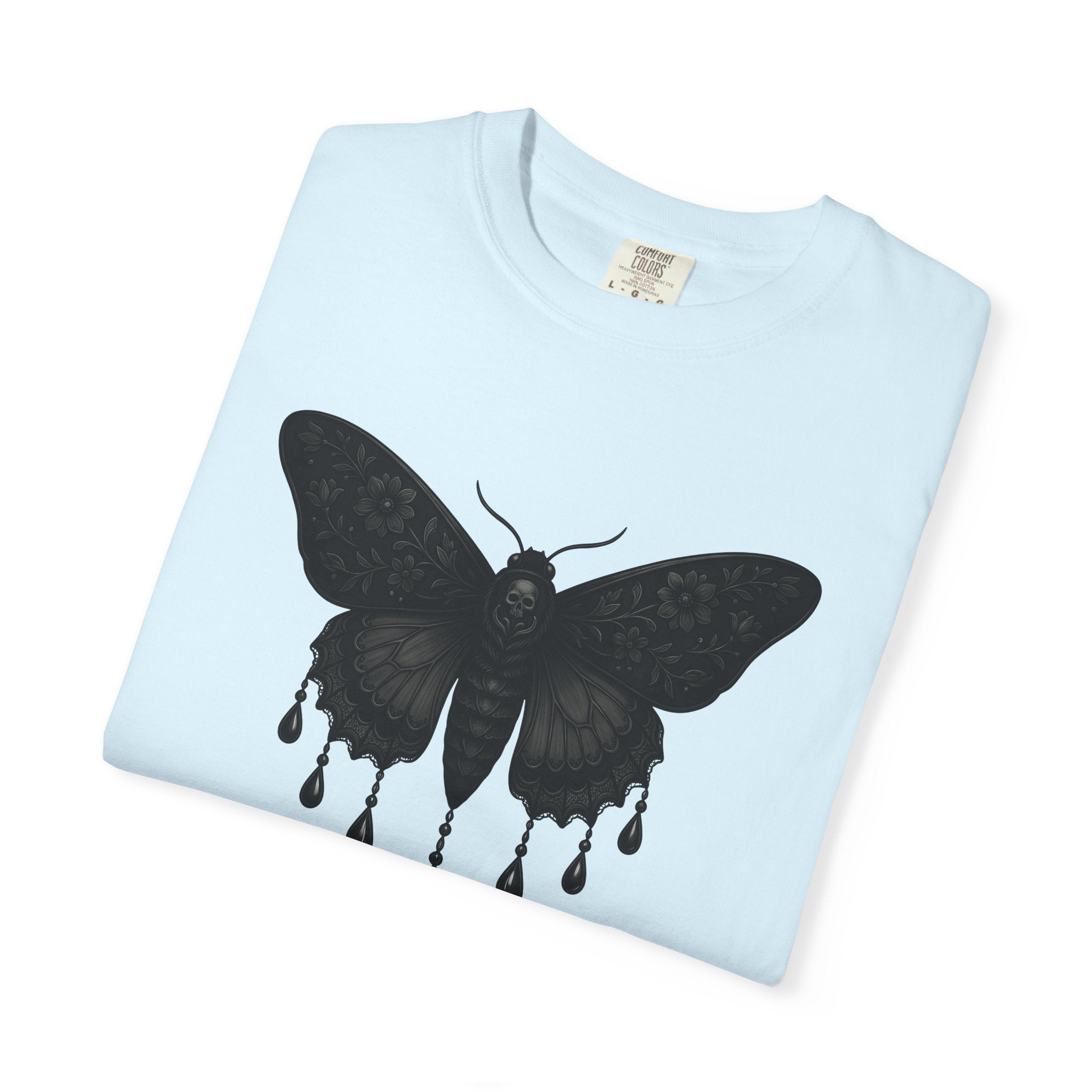Spooky Moth Shirt Halloween Dark Gift Women Horror Art Tee Moth T-Shirt Horror Fan Macabre Graphic Tshirt Retro Bones Tshirt