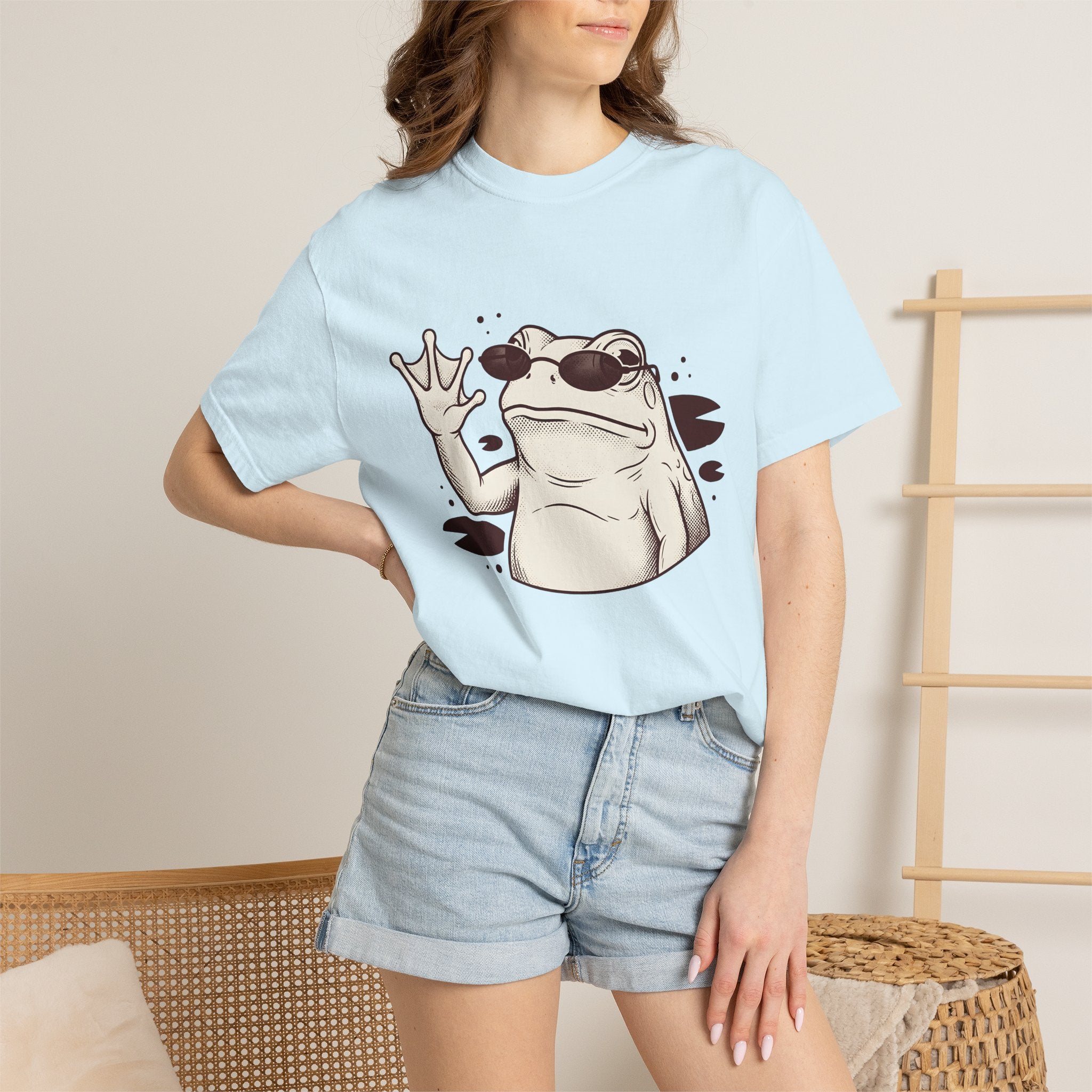 Frog Shades Shirt Cute Pet Gift Women Vintage Tee Toad T-Shirt Adorable Fan Retro Tshirt Animal Graphic Retro Shades Tshirt