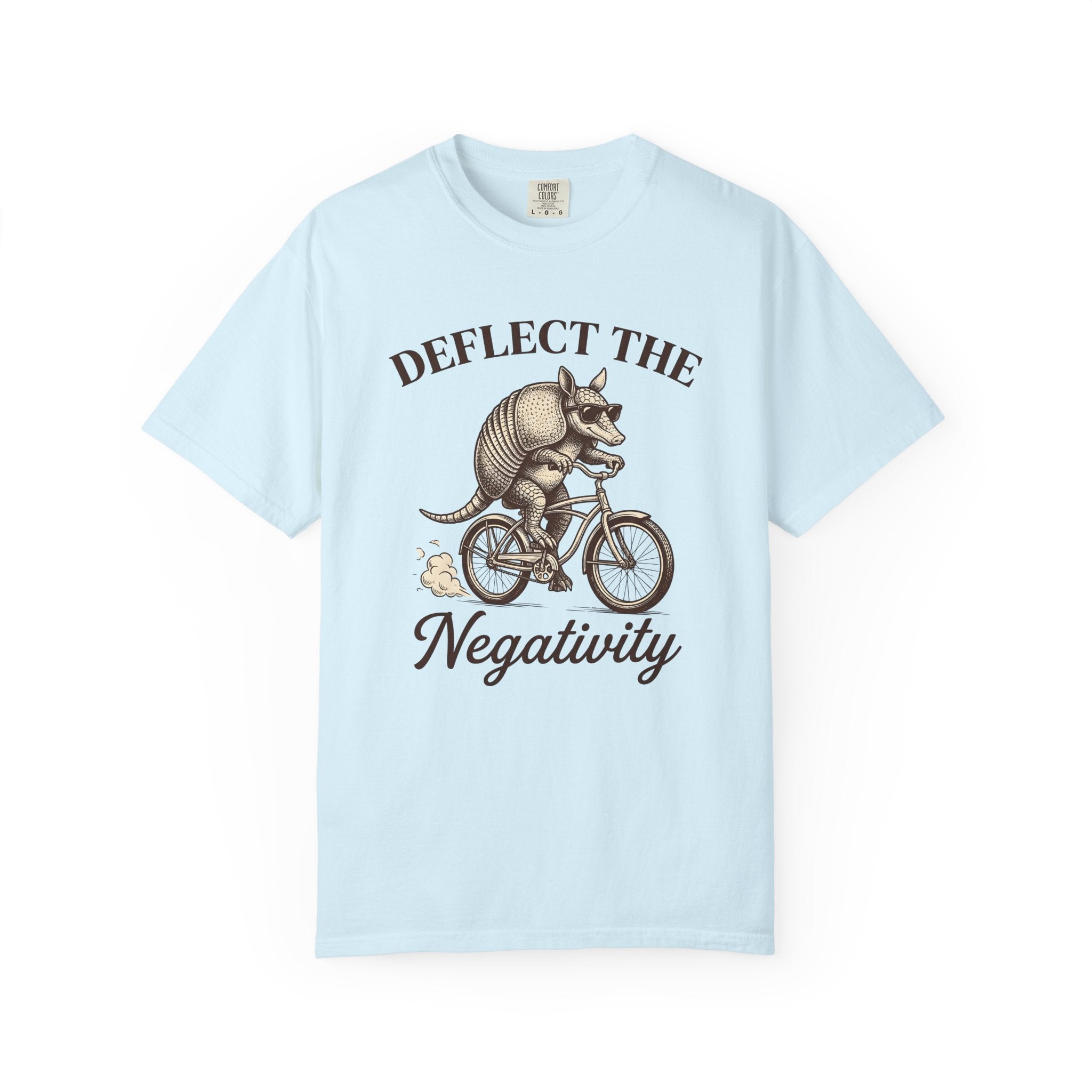 Armadillo Bicycle Shirt Cute Animal Gift Women Vintage Tee Dillo T-Shirt Kawaii Fan Retro Tshirt Creature Graphic Hand Drawn Sunglasses