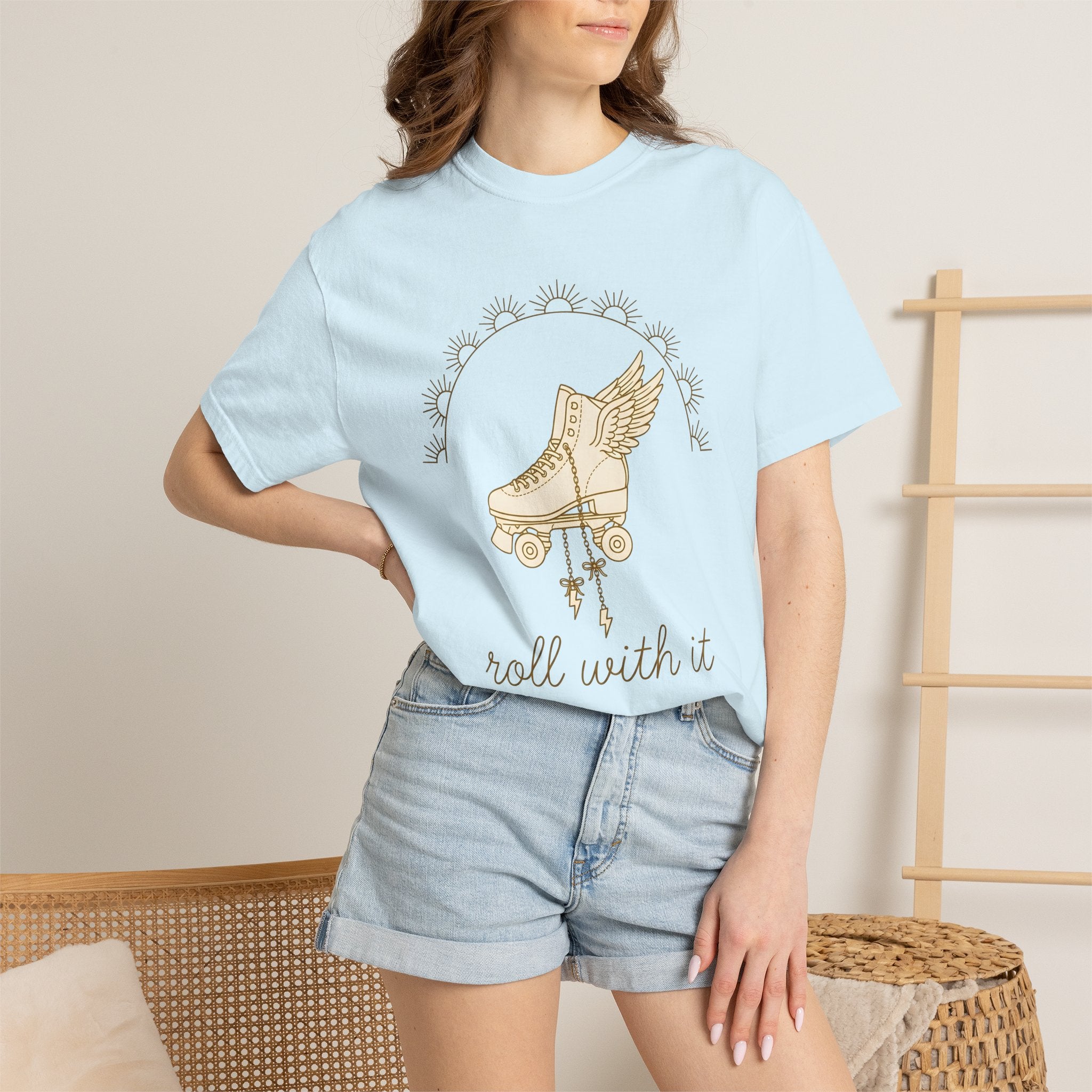 Roller Skate Shirt Roller Skating Classic Gift Women Hippie Tee Skateboard T-Shirt Roller Derby Enthusiast Psychedelic Tshirt Retro Graphic