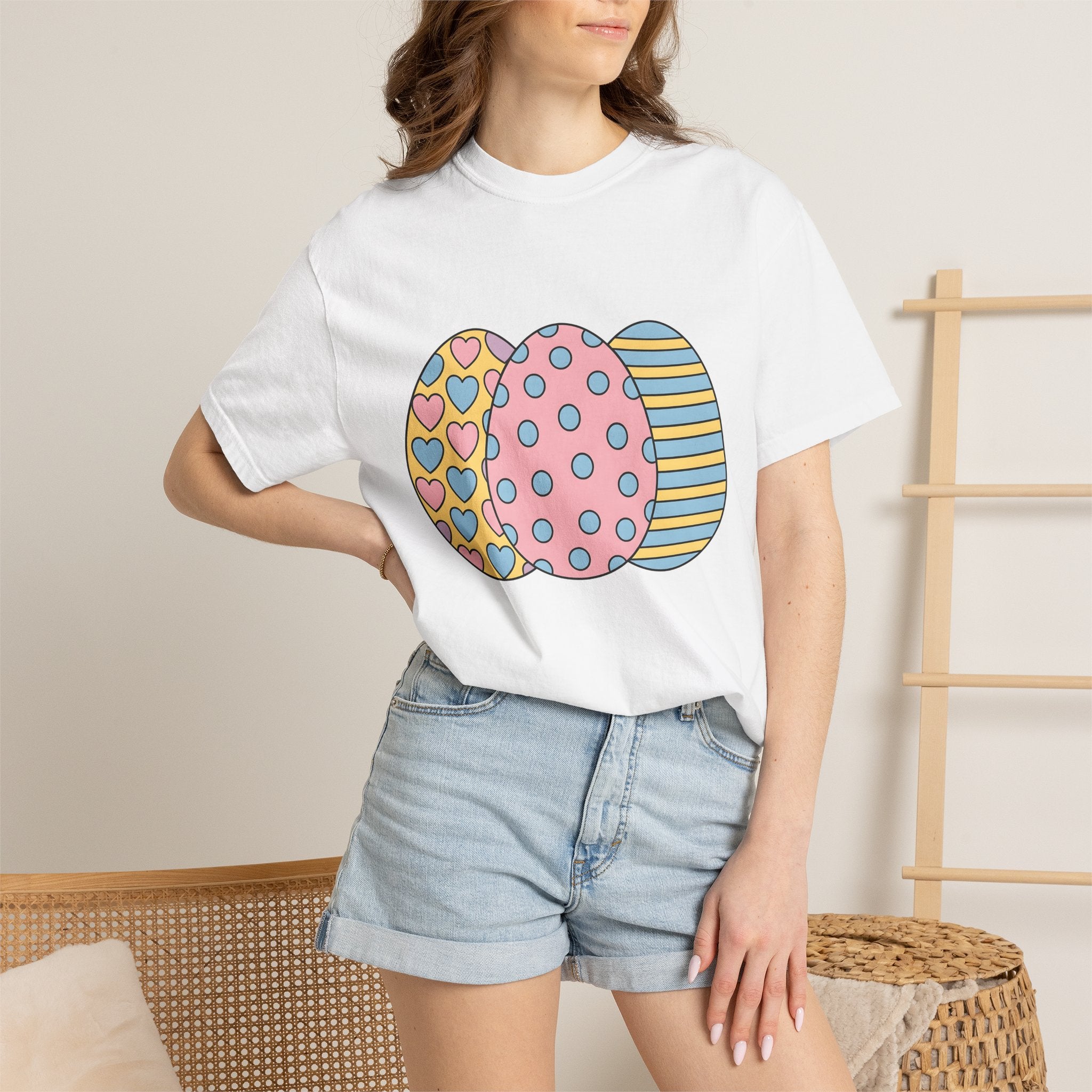 Easter Eggs Shirt Easter Holiday Gift Women Cute Tee Egg T-Shirt Easter Fan Egg Tshirt Holiday Graphic Pastel Hearts Tshirt