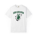 Green Hand Peace Symbol Shirt St Patrick's Day Comedy Gift Women Illustration Tee Peace Sign T-Shirt Shamrock Fan Hippie Tshirt Humor