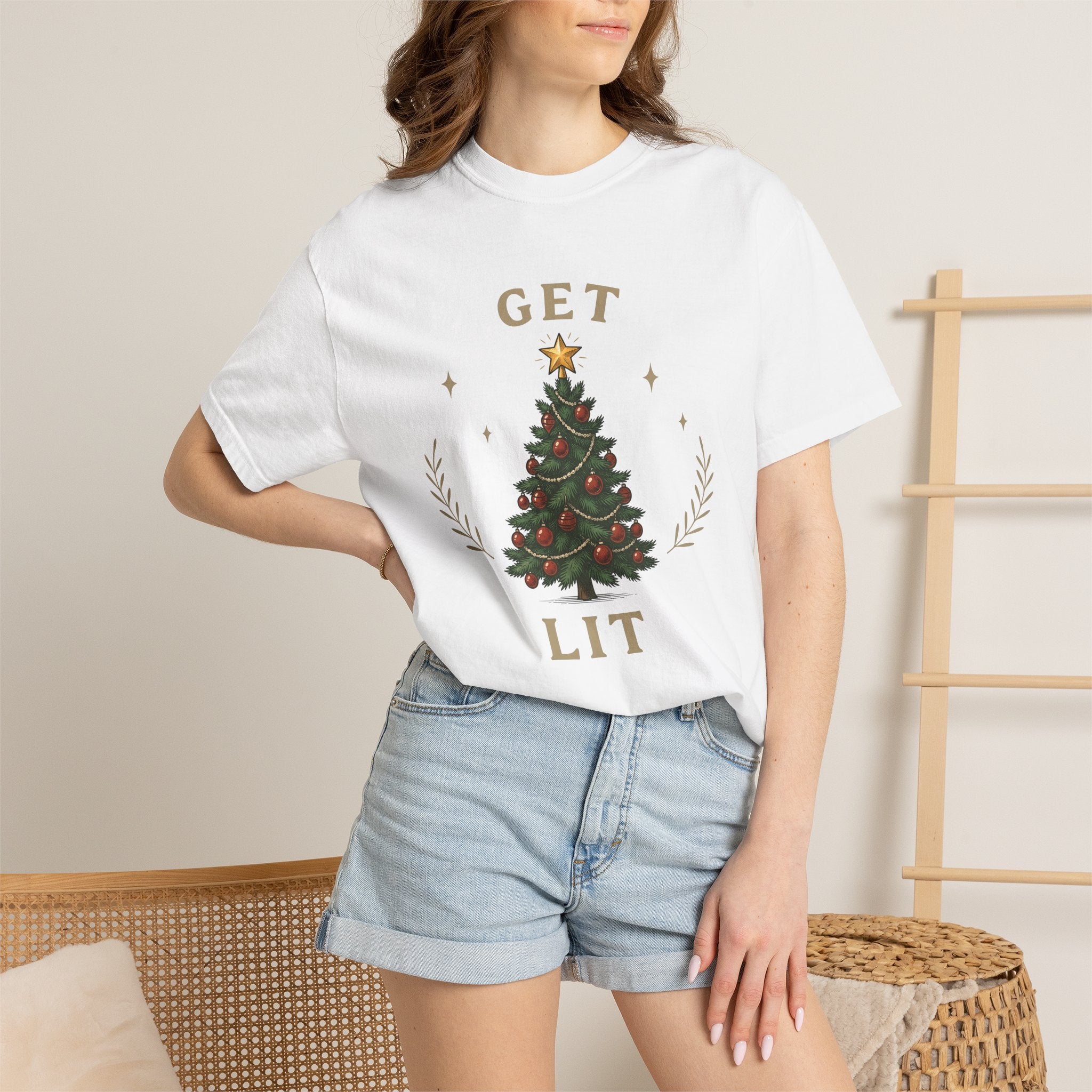 Christmas Tree Shirt Christmas Holiday Gift Women Vintage Tee Fir Tree T-Shirt Christmas Fan Xmas Tshirt Seasonal Graphic Hand Drawn Gold