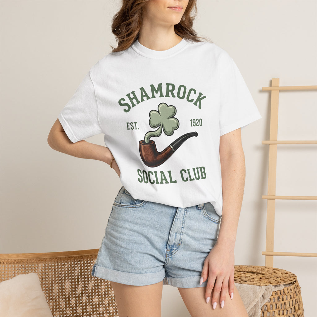 Shamrock Pipe Shirt St Patrick's Day Irish Gift Women Vintage Tee Weed Pipe T-Shirt St Patricks Fan Distressed Tshirt Celtic Graphic Retro