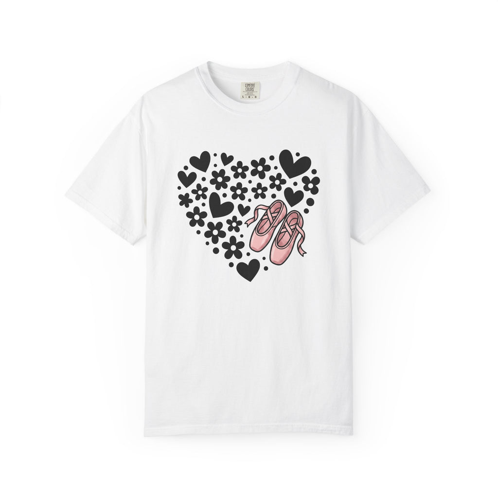 Ballet Shoes Shirt Moms Dance Gift Women Cute Tee Pointe Shoes T-Shirt Mother Enthusiast Adorable Tshirt Dancing Graphic Hand Drawn Heart