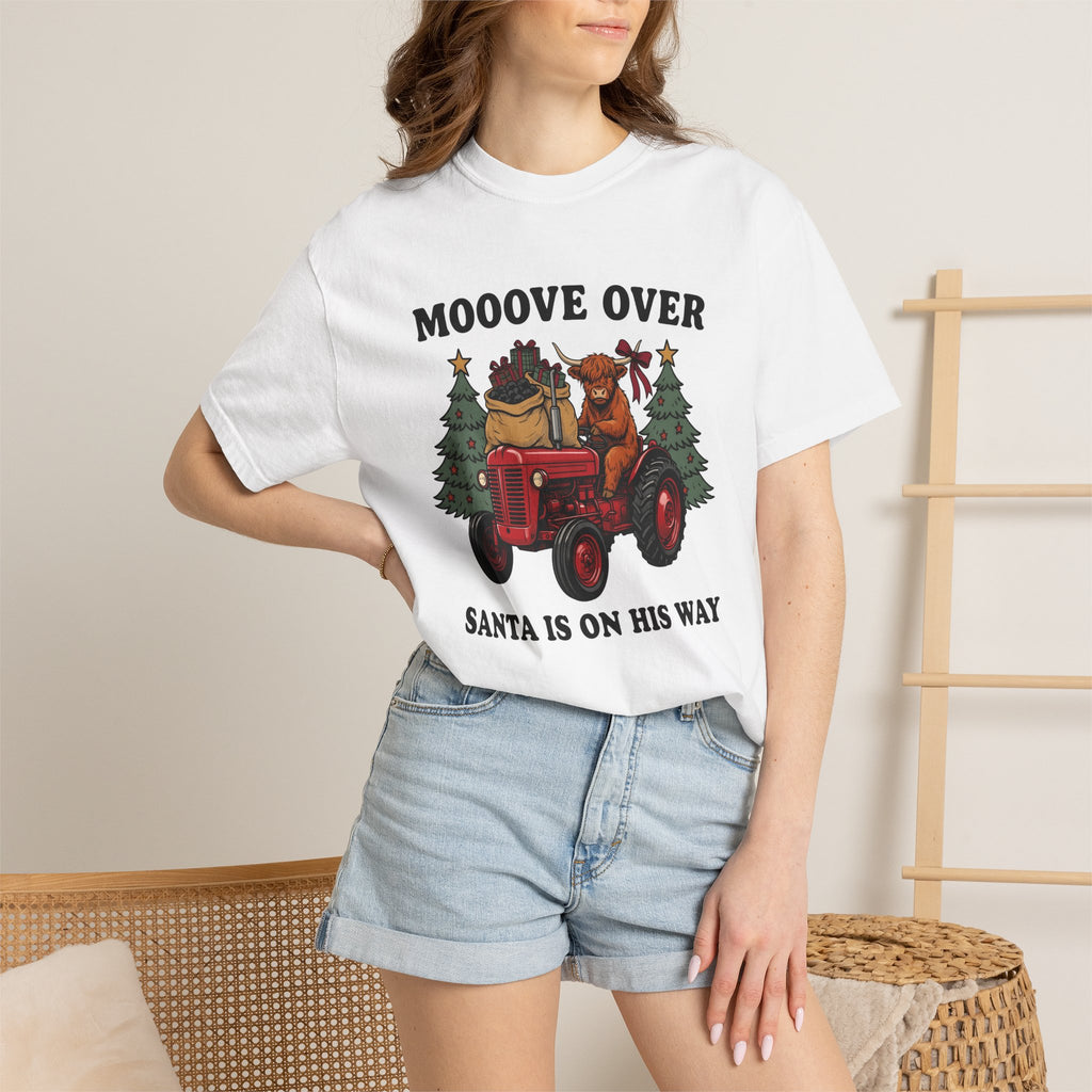 Highland Cattle Tractor Shirt Christmas Ranch Gift Women Old School Tee Scottish Cow T-Shirt Xmas Fan Vintage Tshirt Farm Graphic Doodle