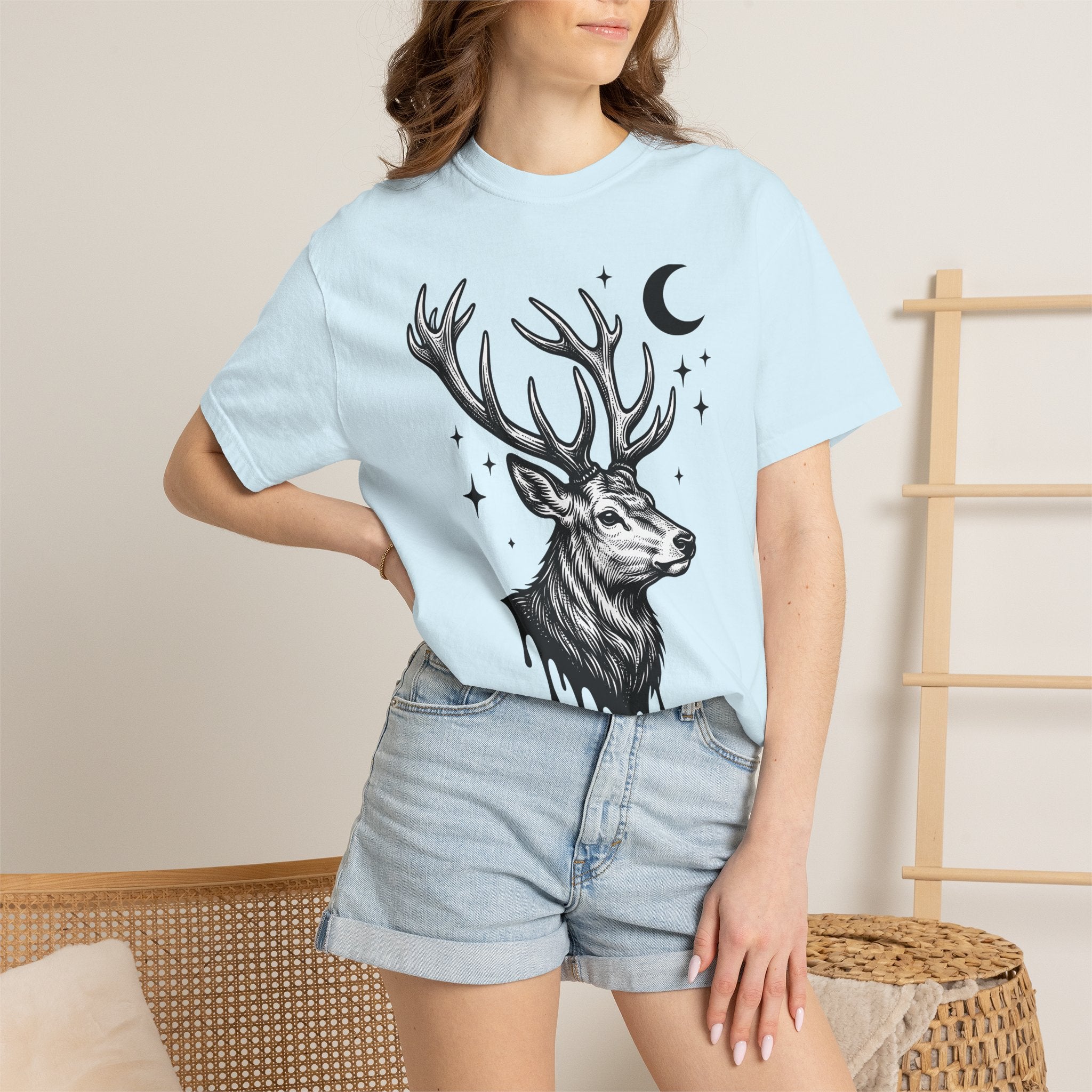 Buck Horns Shirt Boho Chic Forest Gift Women Cartoon Tee Antlers T-Shirt Bohemian Fan Tooned Tshirt Woods Graphic Sketch Moon Shape Tshirt