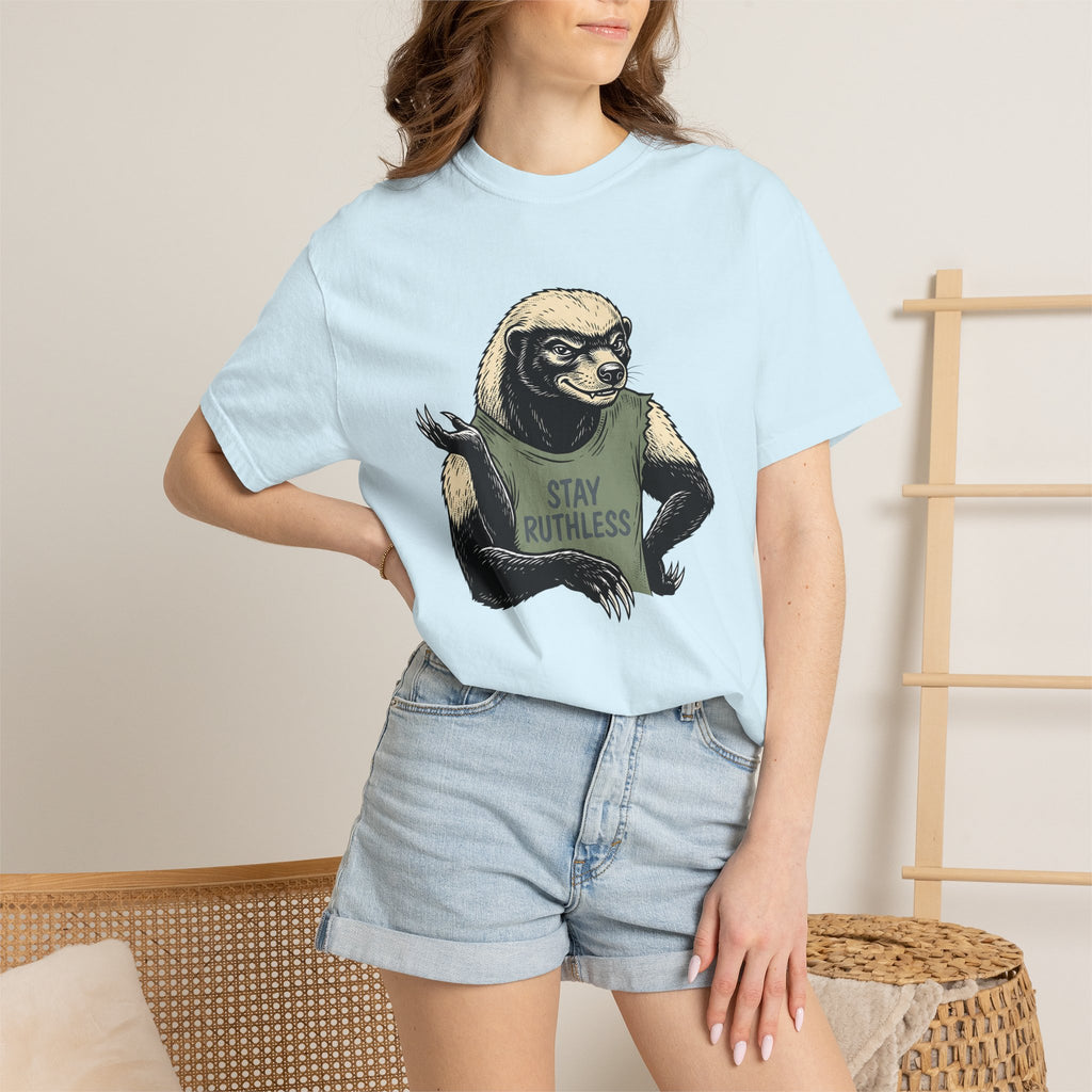 Honey Badger Shirt Funny Animal Gift Women Cartoon Tee Ratel T-Shirt Humor Fan Comic Graphic Wildlife Illustration Vintage T-Shirt Tshirt
