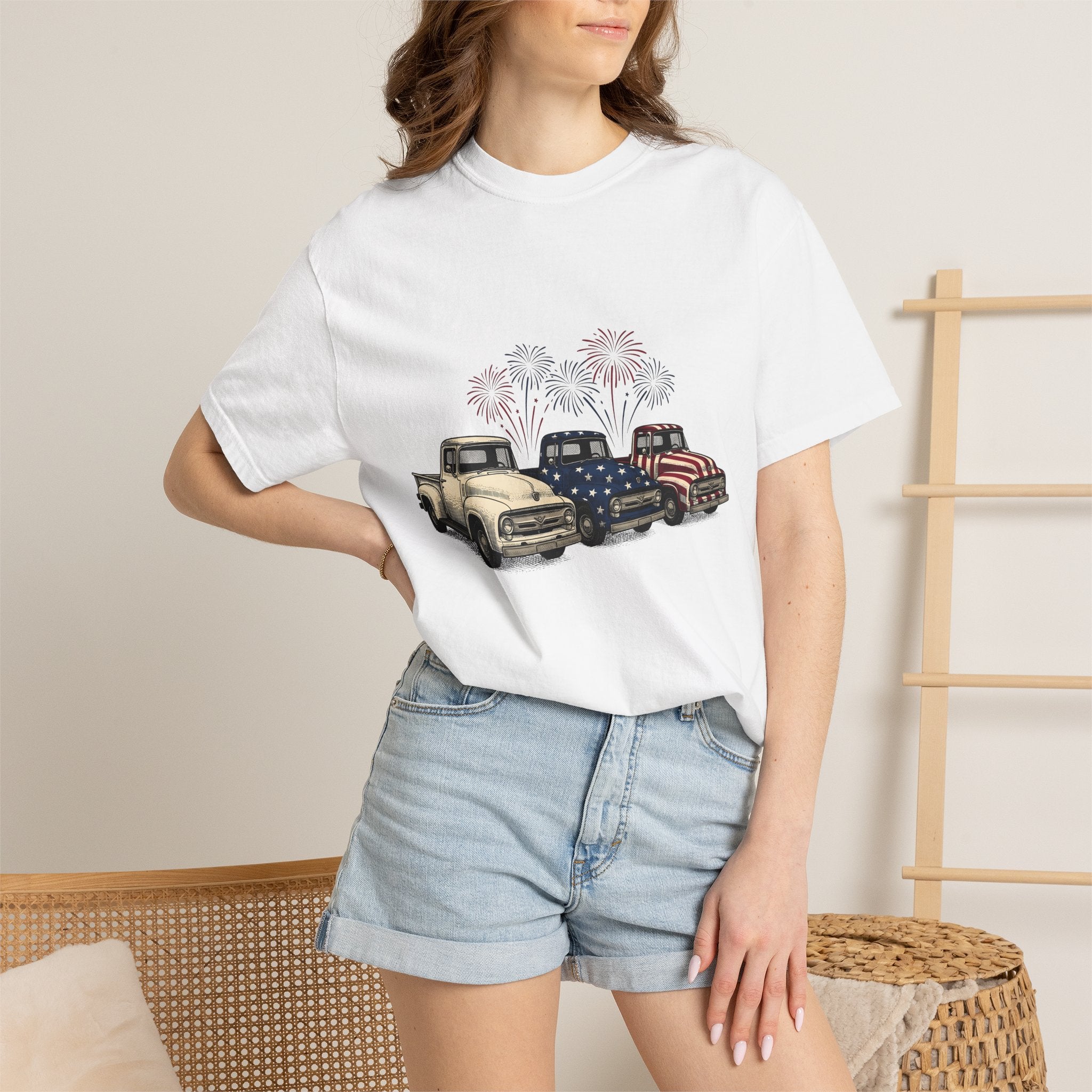Old Trucks Shirt 4th Of July Event Gift Women Flag Tee Lorries T-Shirt Independence Day Fan Patriotic Tshirt Party Graphic Retro