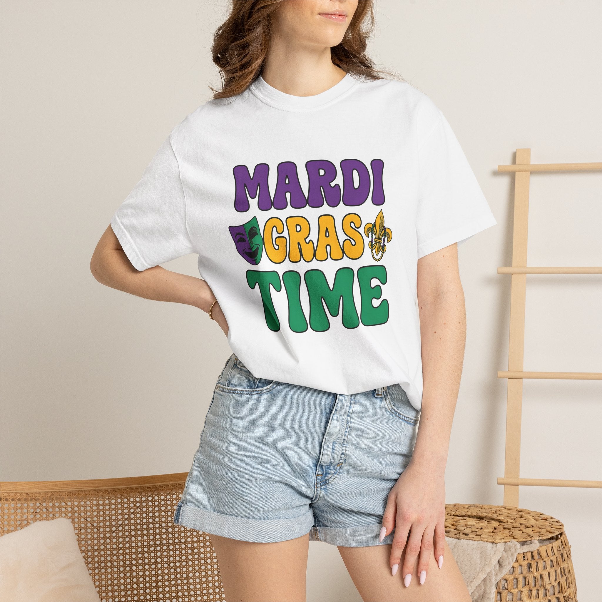 Carnival Mask Shirt Mardi Gras Celebration Gift Women Vibrant Tee Masquerade T-Shirt Carnival Fan Mask Tshirt Party Graphic Vintage Lily