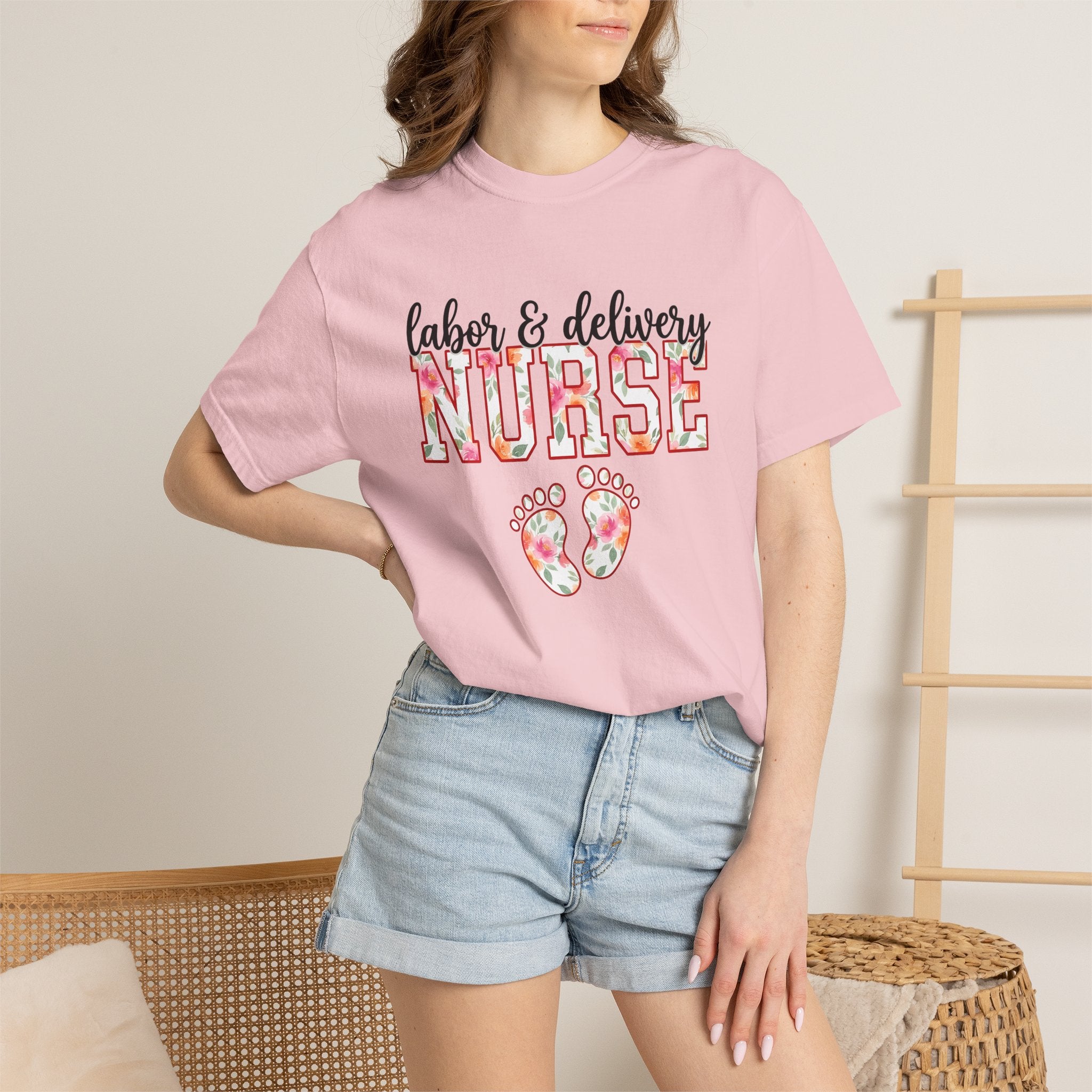 Floral Nurse Text Shirt Nurse Maternity Gift Women Floral Tee Nurse Quote T-Shirt Nursing Enthusiast Botanical Tshirt Pregnancy Graphic