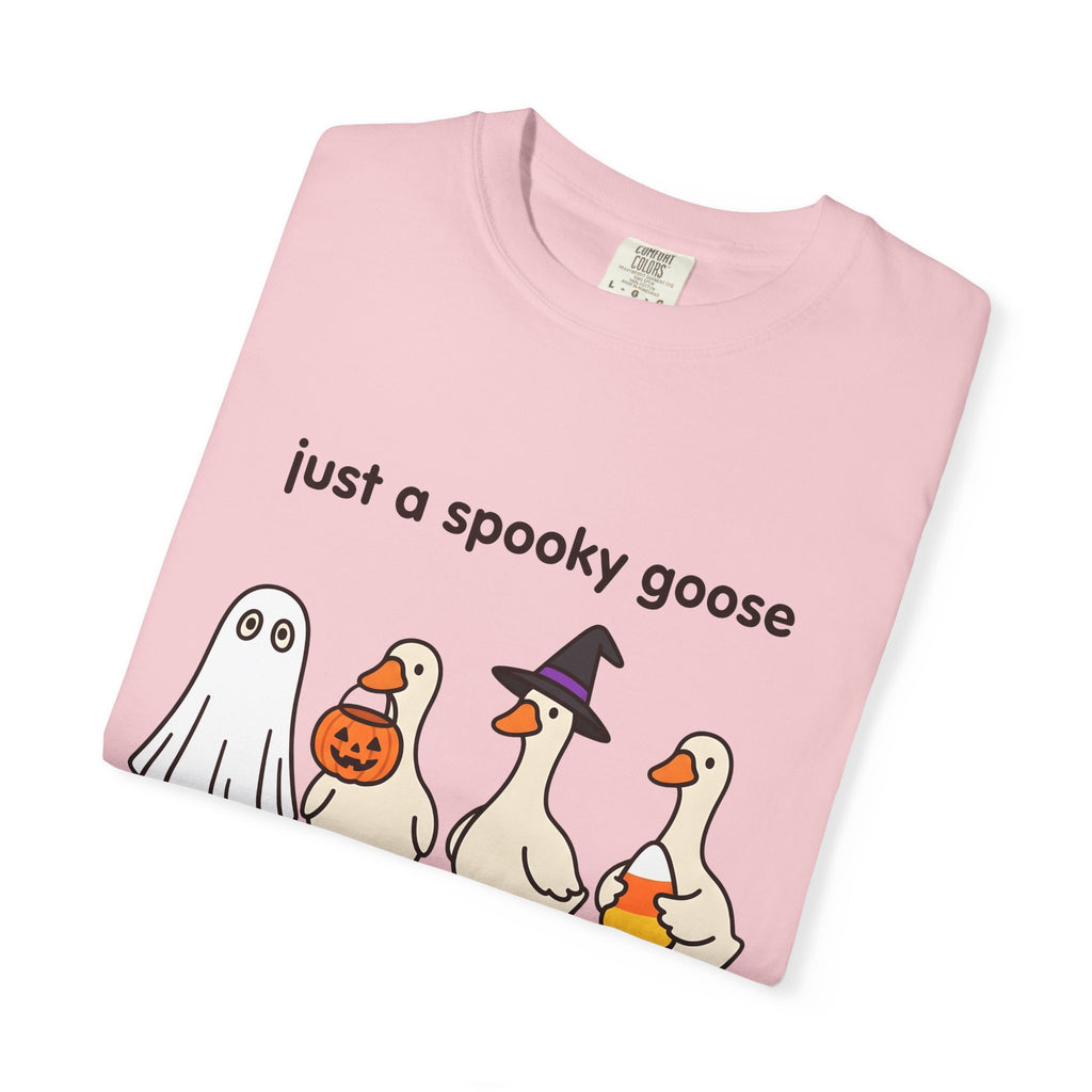 Geese Pack Shirt Halloween Creatures Gift Women Cartoonish Tee Flock T-Shirt Horror Fan Spooky Tshirt Beast Graphic Basic Trick-Or-Treat