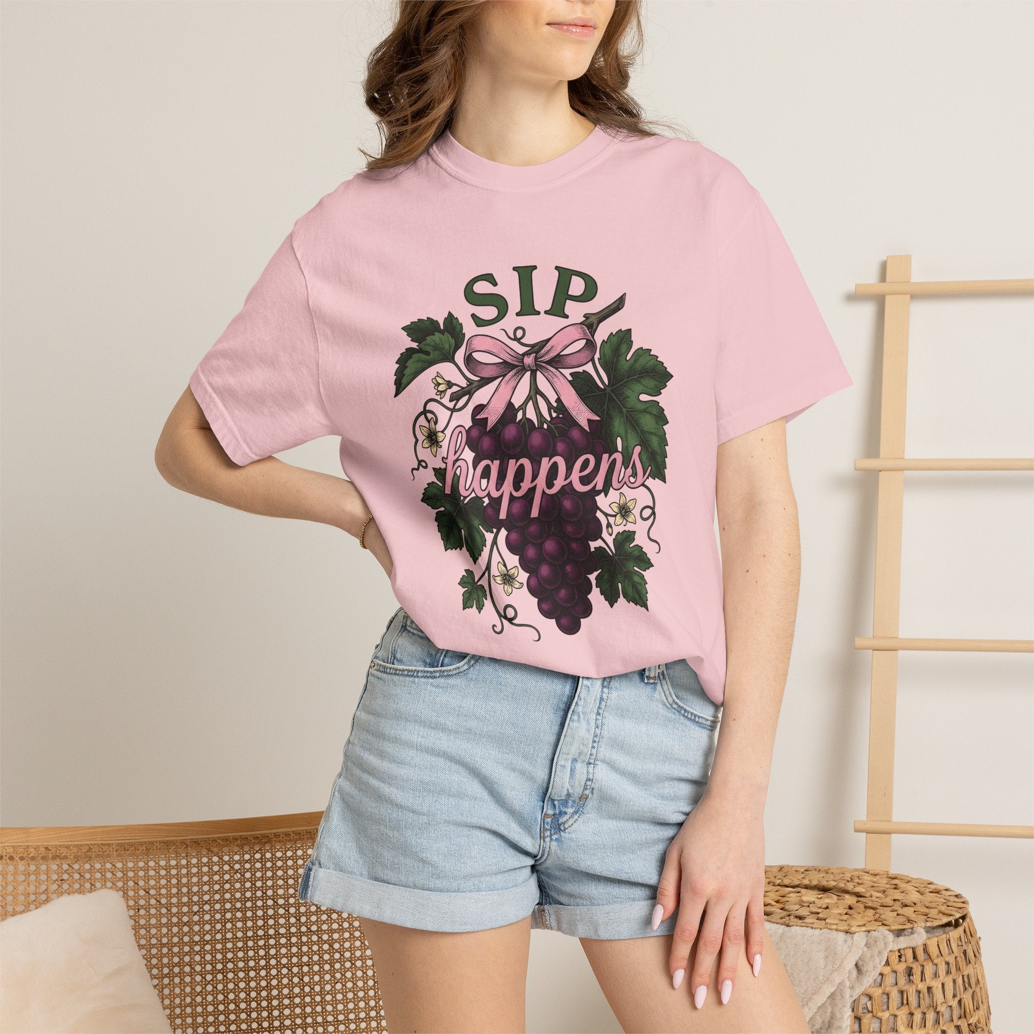 Fruit Grapes Shirt Drinks Drink Gift Women Old School Tee Grape T-Shirt Beverage Fan Wine Tshirt Drink Graphic Line Art Tie Tshirt