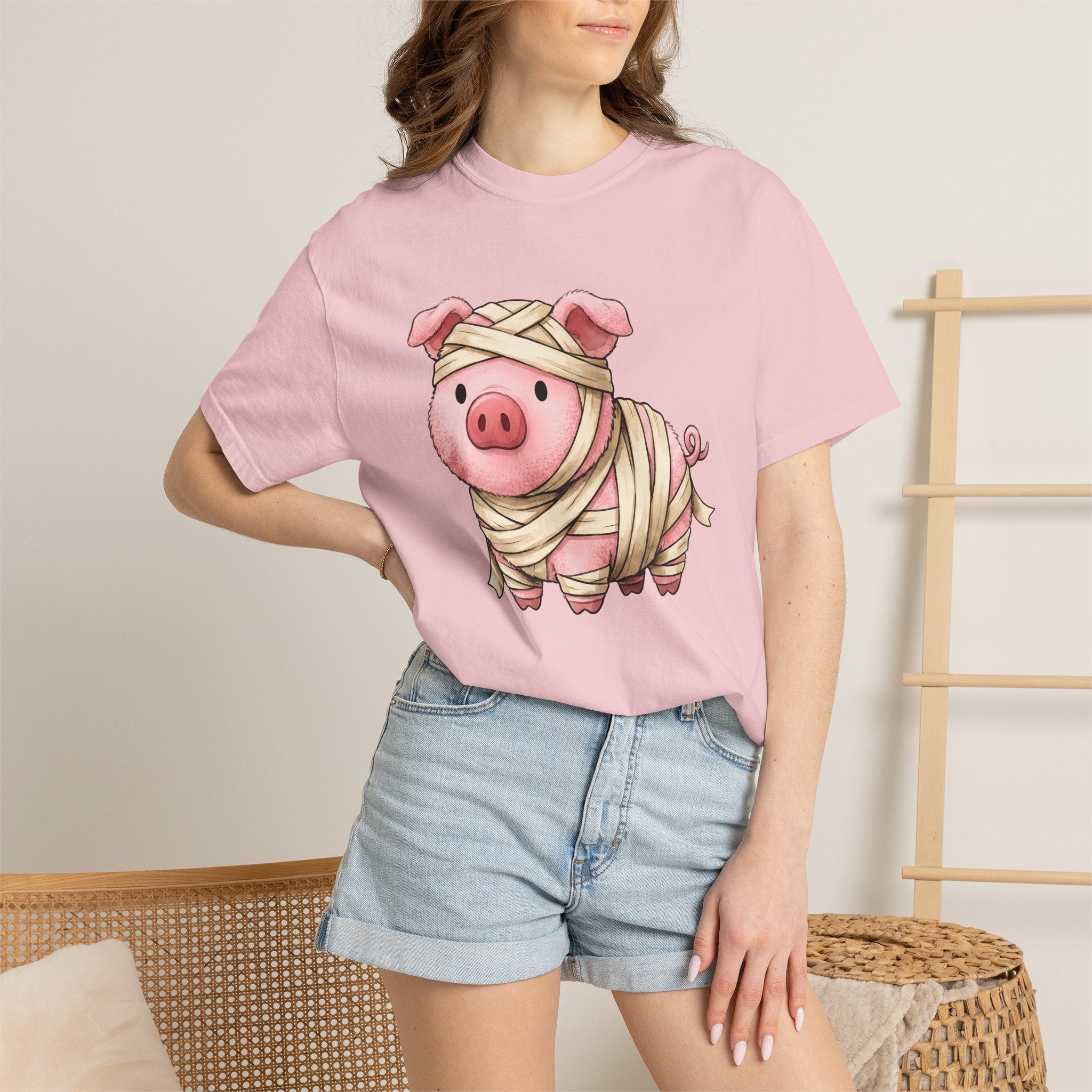 Pig Mummy Shirt Animals Holiday Gift Women Kawaii Tee Swine T-Shirt Creature Fan Hog Tshirt Celebration Graphic Animated Strips Tshirt