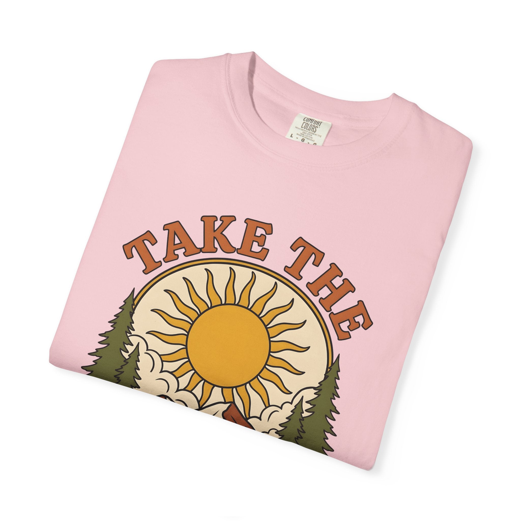Sun Mountains Shirt Boho Nature Gift Women Boho Tee Mountain T-Shirt Hippie Fan Bohemian Tshirt Environmental Graphic Retro Wildflowers