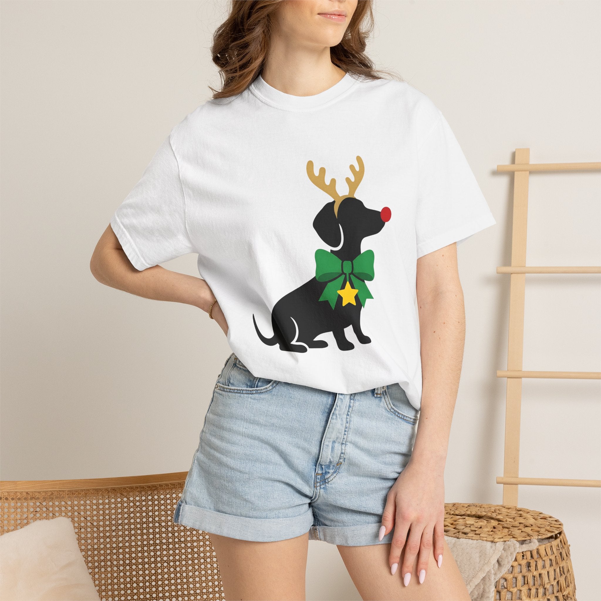 Sausage Dog Shirt Christmas Dogs Gift Women Outline Tee Dachshund T-Shirt Xmas Fan Doxie Illustration Sketch Rack Tshirt
