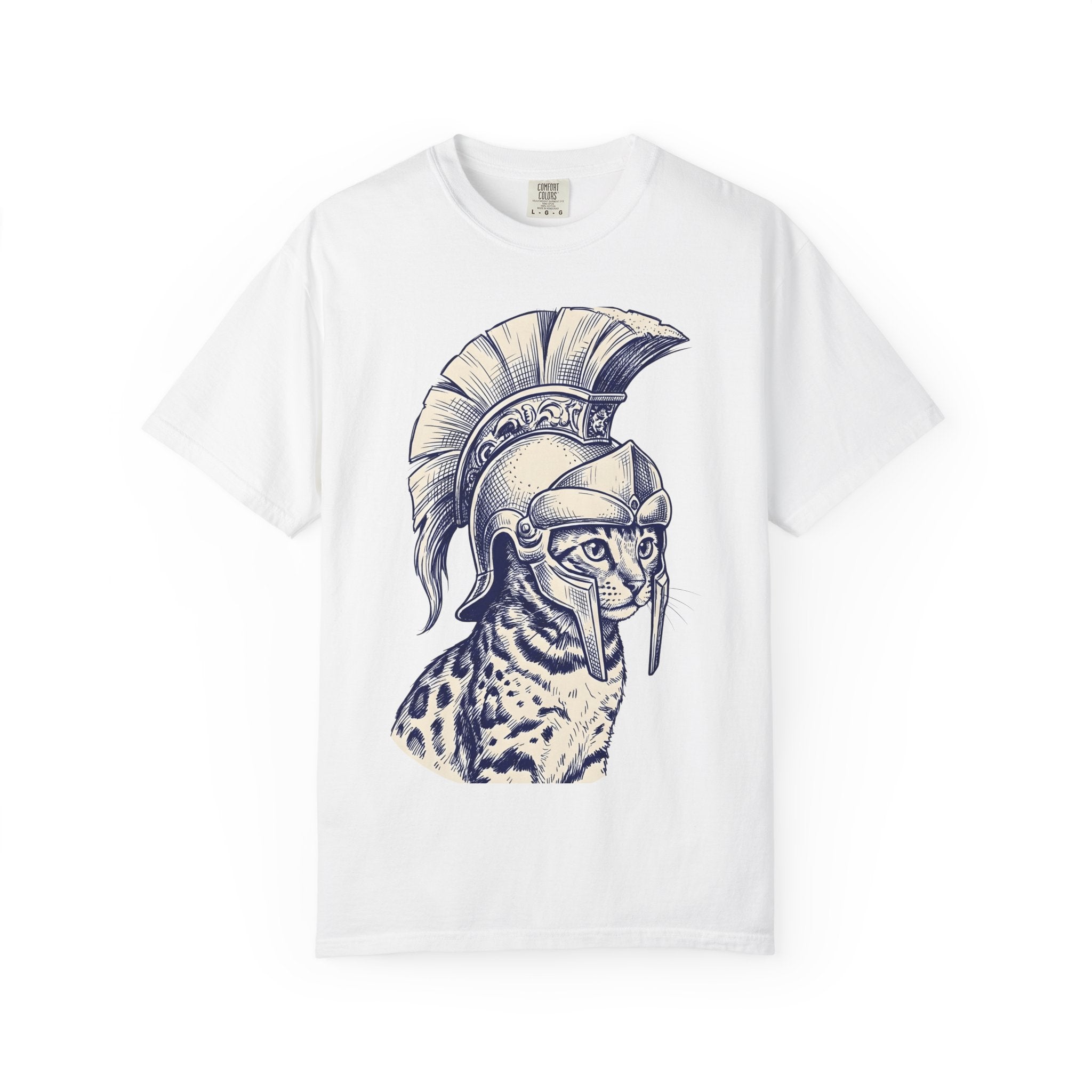 Warrior Cat Shirt Cat Animal Gift Women Hand Drawn Tee Feral Cat T-Shirt Cat Fan Illustrated Tshirt Creature Graphic Vintage Helmet Tshirt