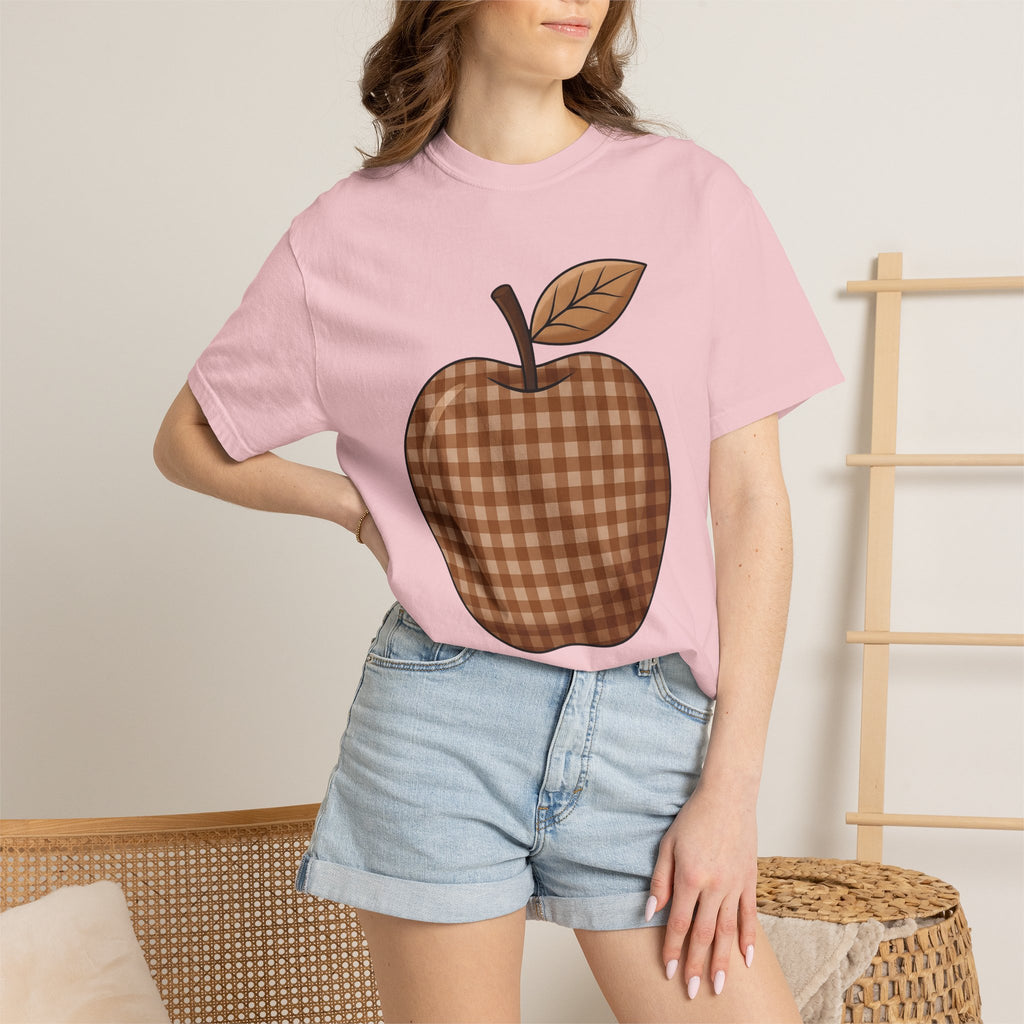 Plaid Apple Shirt Fall Teacher Gift Women Farmhouse Tee Apple T-Shirt Autumn Enthusiast Country Tshirt Educator Graphic Rustic Leaf Tshirt