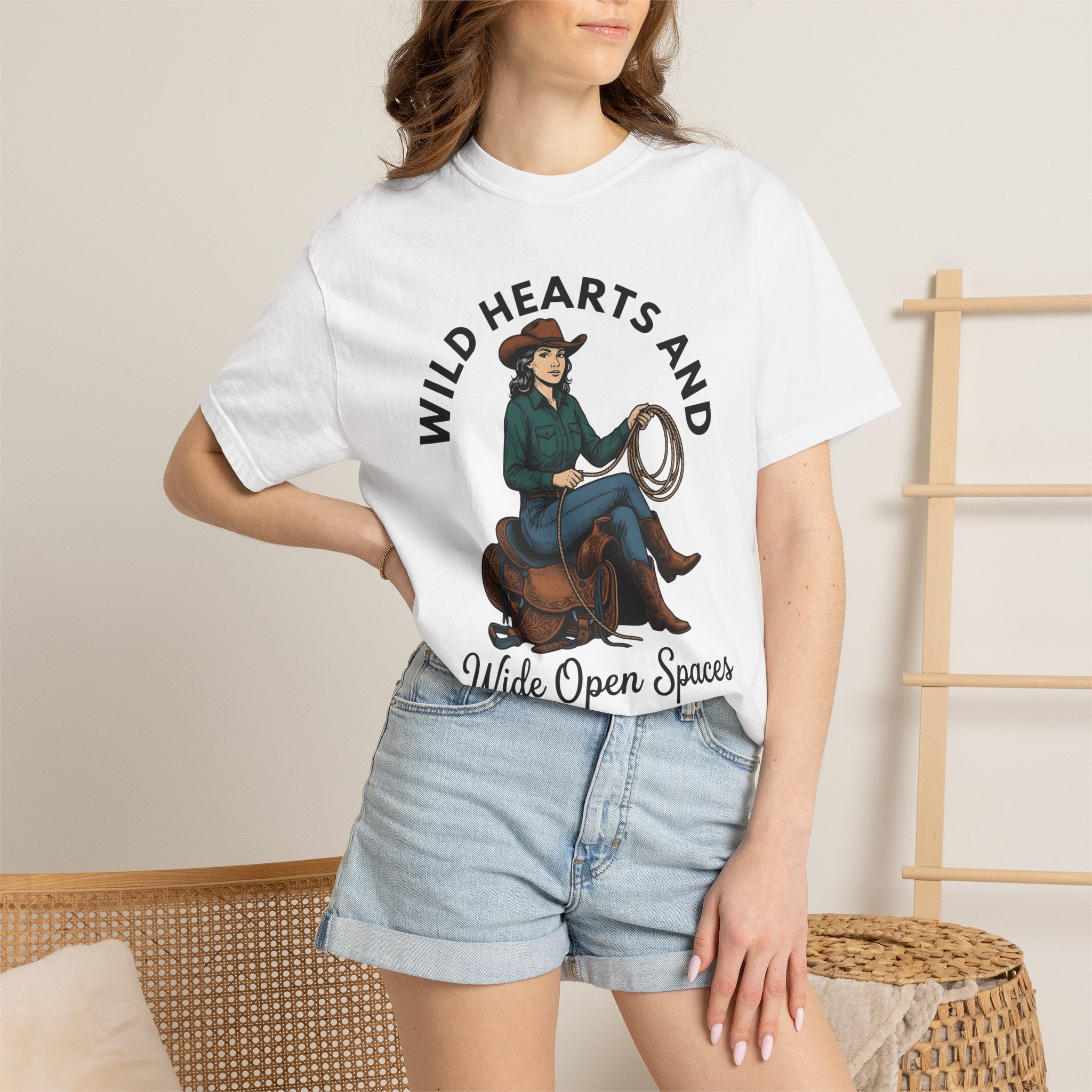 Cowgirl Graphic Shirt Cowgirl Rodeo Gift Women Vintage Tee Graphic T-Shirt Cowgirl Fan Retro Tshirt Rodeo Graphic Western Lasso Tshirt