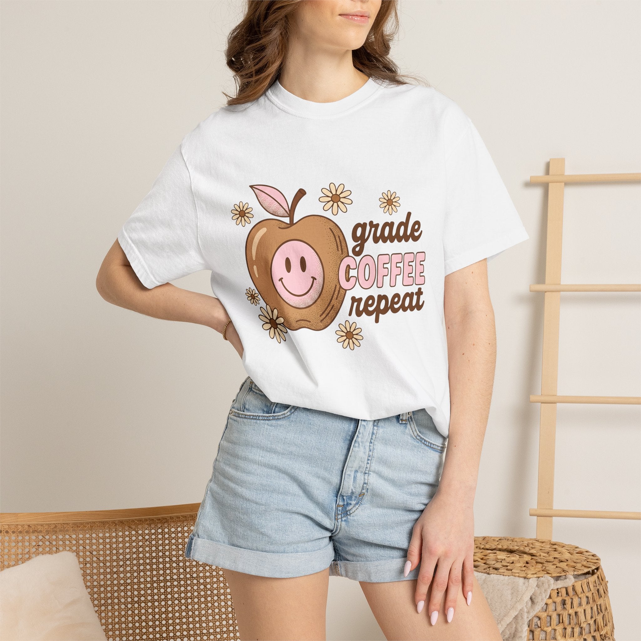 Cheerful Apple Shirt Teacher Mocha Gift Women Hand Drawn Tee Fruit T-Shirt Educator Enthusiast Coffee Tshirt Caffeinated Graphic Nostalgic