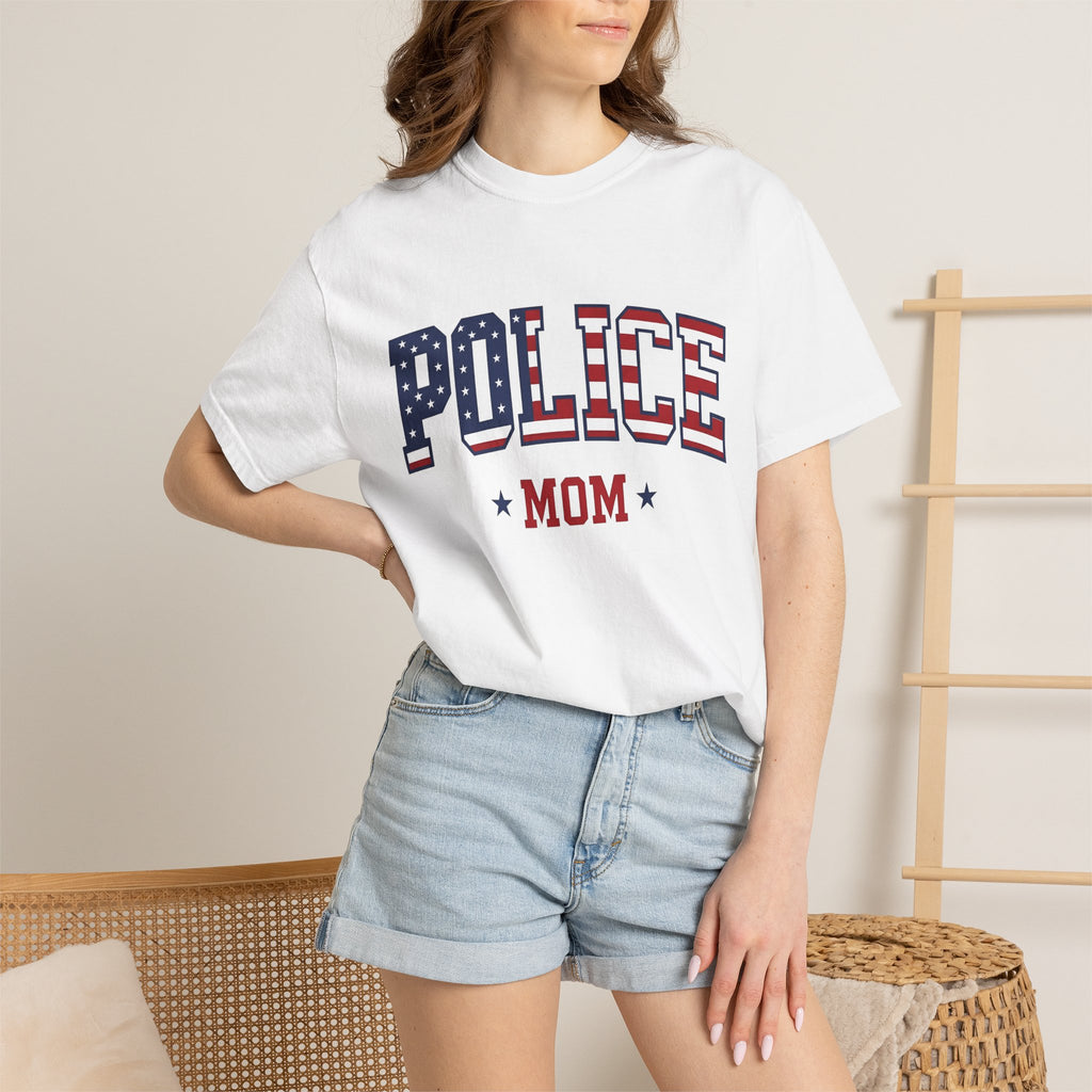 Law Enforcement Badge Shirt Police Mom Kin Gift Women Illustrative Tee Badge T-Shirt Police Mother Enthusiast Illustrated Tshirt Family