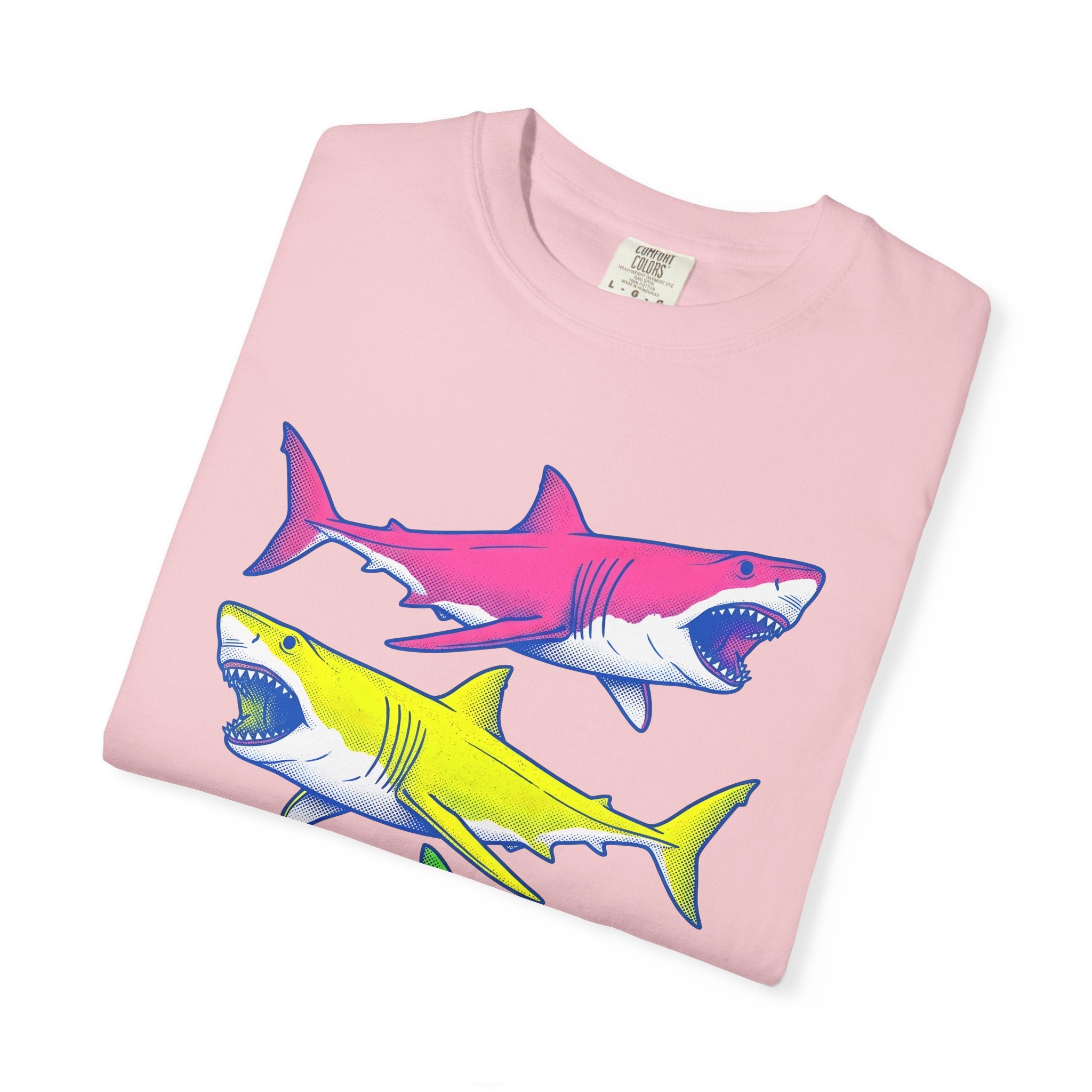 Bright Shark Shirt Ocean Sea Life Gift Women Comic Tee Shark T-Shirt Marine Fan Cartoon Tshirt Marine Graphic Vintage Glowing Creature