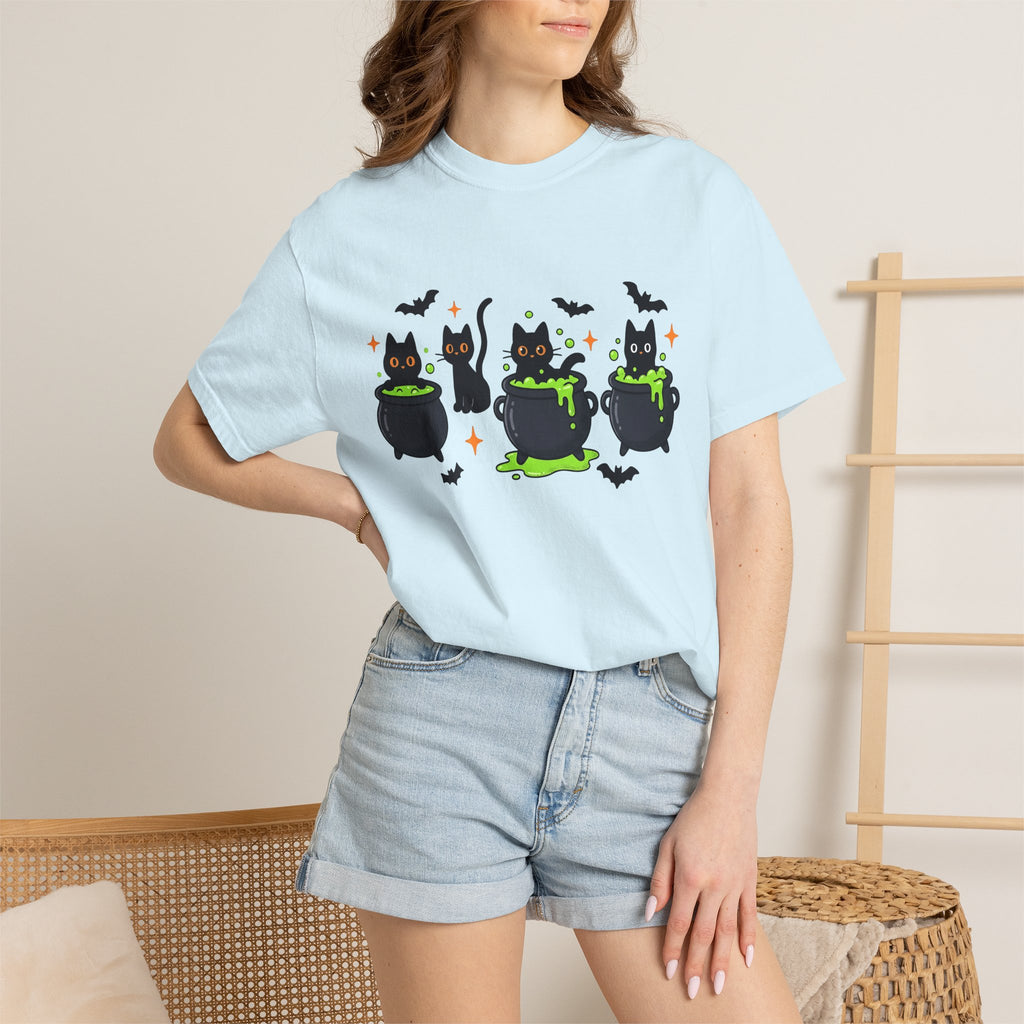 Black Kitty Pot Shirt Cat Spooky Gift Women Kawaii Tee Cat Pot T-Shirt Cat Fan Cute Tshirt Horror Graphic Comic Flying Bat Tshirt