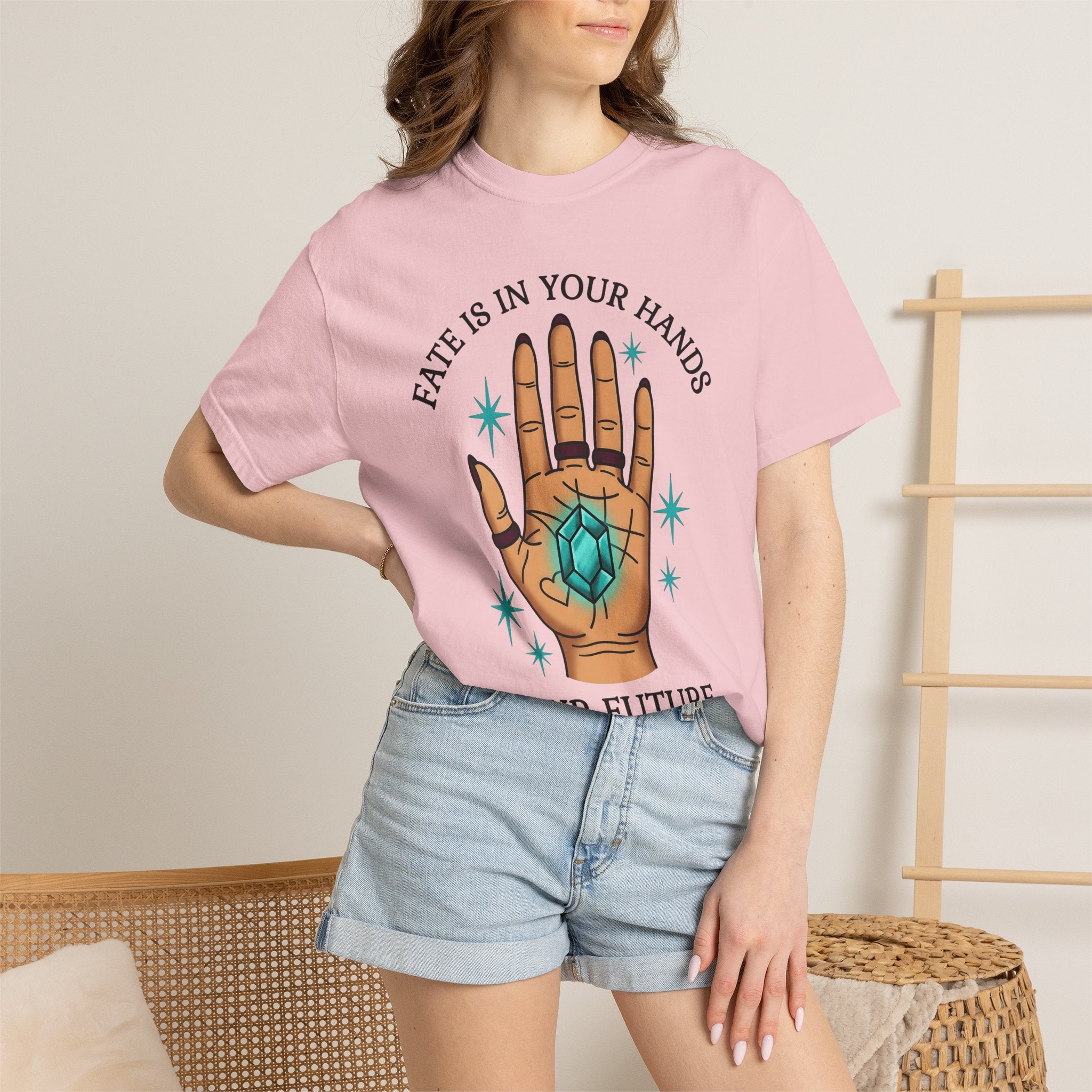 Clairvoyant Hand Shirt Boho Chic Occult Gift Women Esoteric Tee Palm Reading T-Shirt Bohemian Fan Mystical Art Tshirt Magical Graphic