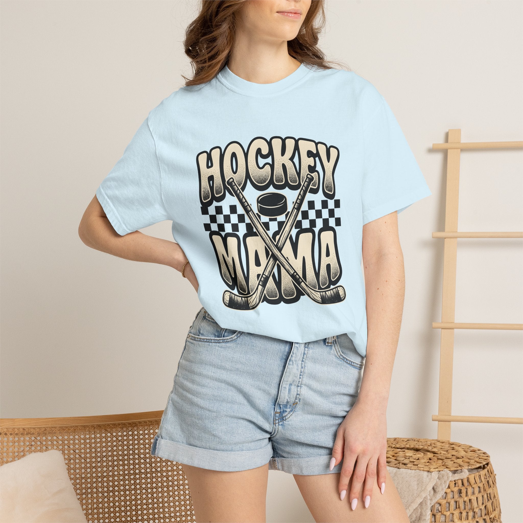 Hockey Sticks Shirt Hockey Mom Sports Gift Women Retro Tee Hockey Staves T-Shirt Hockey Fan Vintage Tee Retro Graphic Sports Design Vintage