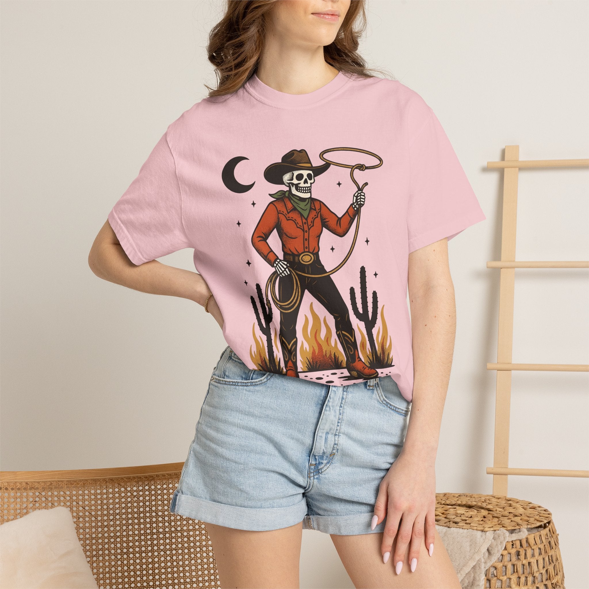 Skeleton Cowboy Shirt Halloween Cowboy Gift Women Vintage Tee Skeleton T-Shirt Horror Fan Retro Tshirt Cowboy Graphic Western Cactus Tshirt