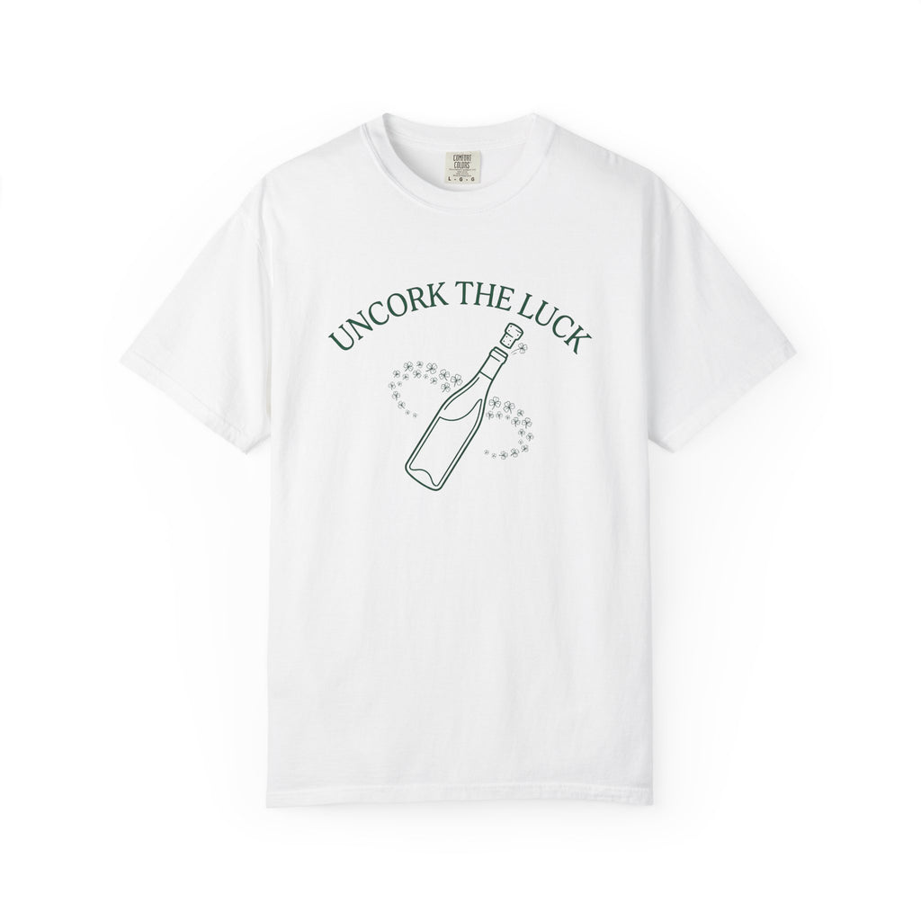 Champagne Bottle Shirt St Patrick's Day Alcohol Gift Women Simple Tee Champagne T-Shirt Irish Fan Vintage Tshirt Boozy Graphic Retro Clover