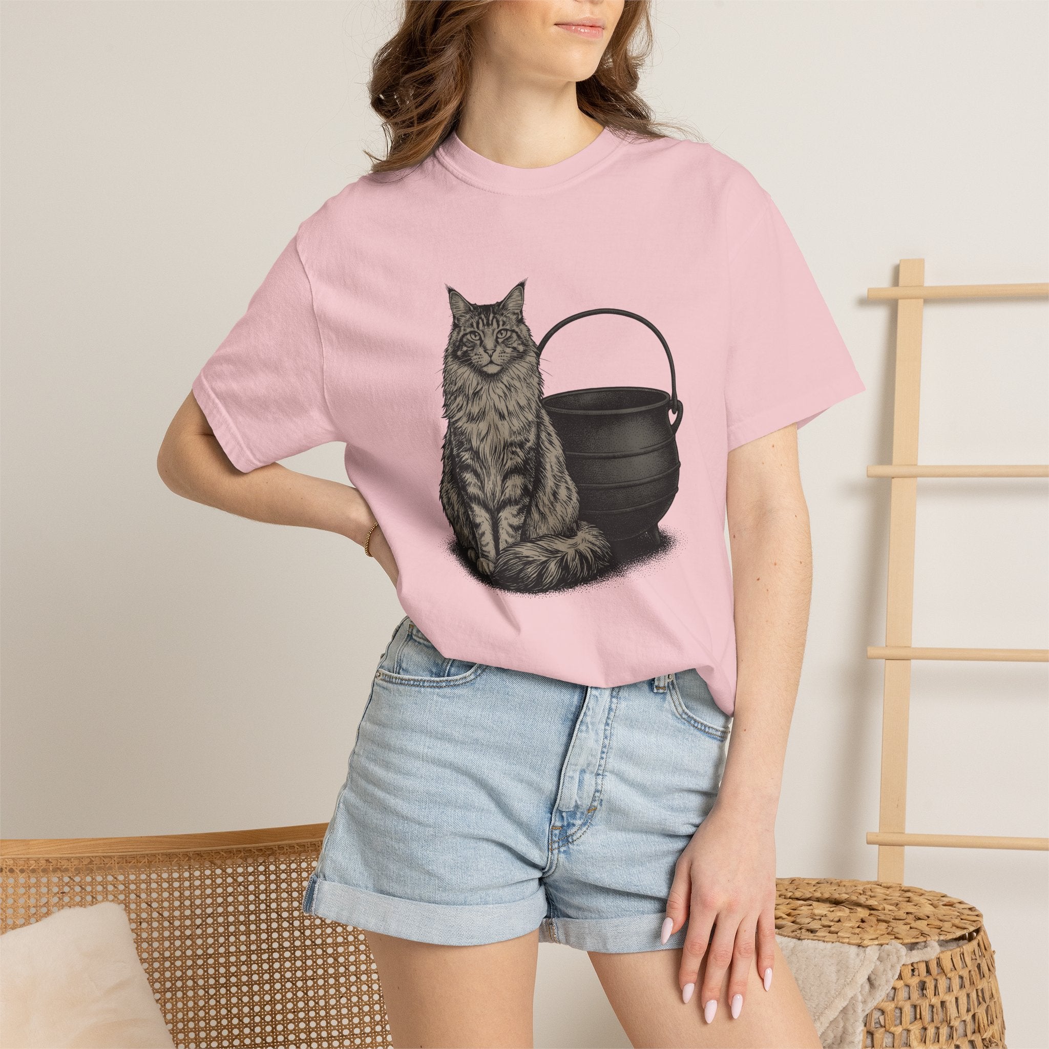 Maine Coon Kitten Shirt Cat Witchcraft Gift Women Sketch Tee Kitten T-Shirt Cat Fan Drawing Graphic Retro Pot Tshirt
