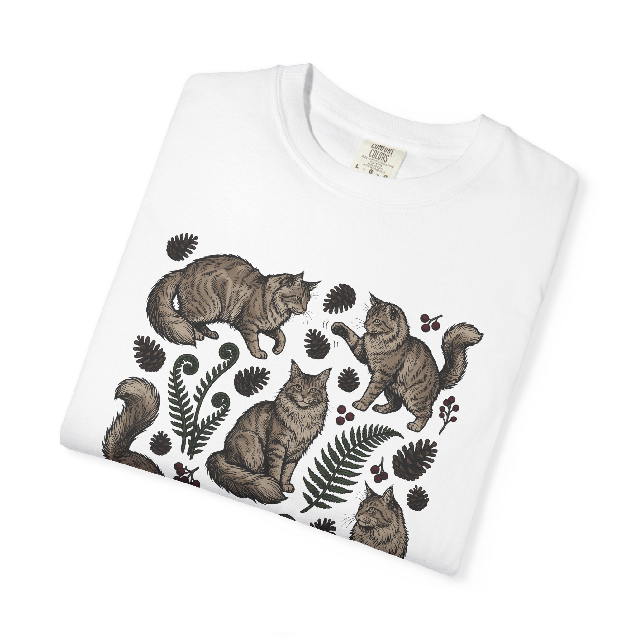 Maine Coon Cats Shirt Cat Wilderness Gift Women Shabby Chic Tee Cat T-Shirt Cat Fan Fancy Tshirt Forest Graphic Fine Line Pinecones Tshirt