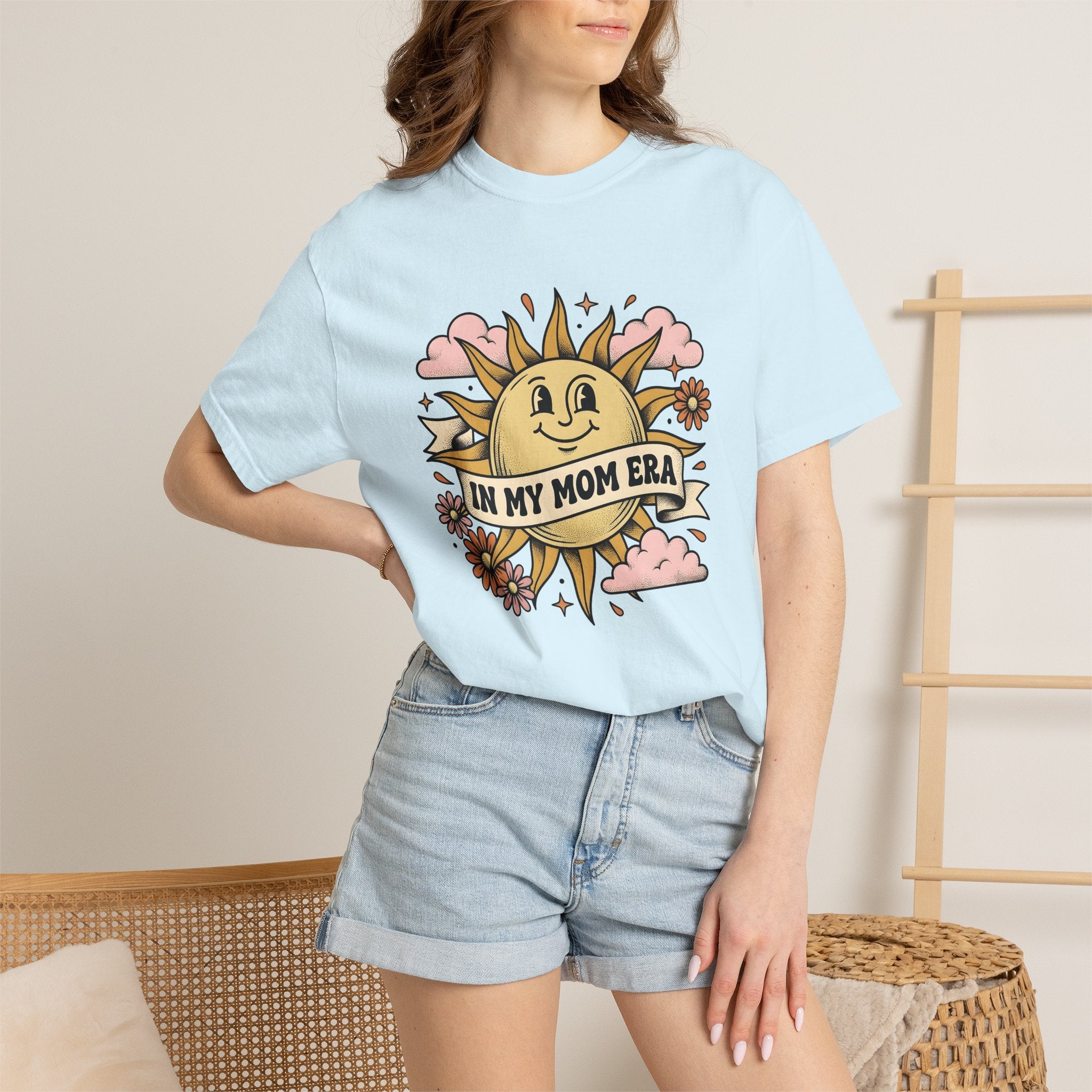 Joyful Sun Shirt Moms Daylight Gift Women Neo Traditional Tee Sunshine T-Shirt Mother Fan Bohemian Tshirt Morning Graphic 80s Petals Tshirt
