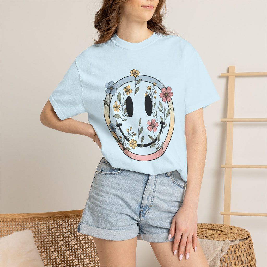 Smile Face Blossoms Shirt Boho Chic Flower Gift Women Hand Drawn Tee Smiley Face T-Shirt Bohemian Fan Illustrated Graphic Floral Design