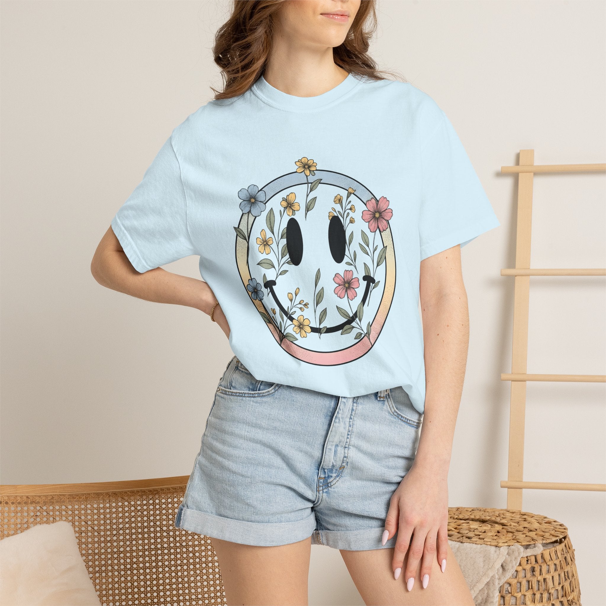 Smile Face Blossoms Shirt Boho Chic Flower Gift Women Hand Drawn Tee Smiley Face T-Shirt Bohemian Fan Illustrated Graphic Floral Design