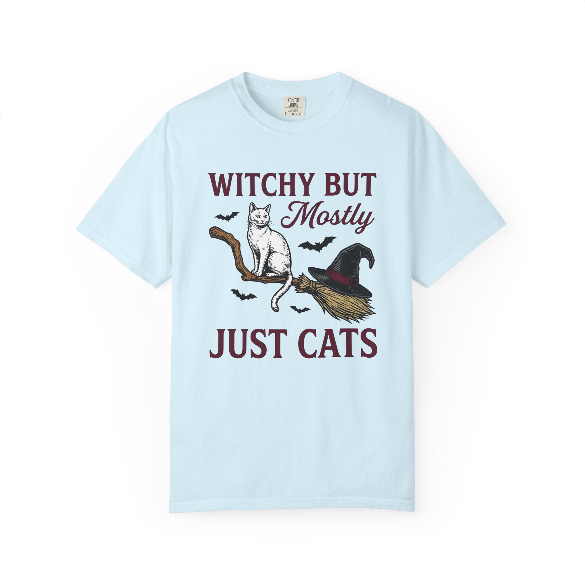Cat Broom Shirt Cat Halloween Gift Women Vintage Tee Sweeper T-Shirt Cat Fan Retro Tshirt Spooky Graphic Hand Drawn Witch Hat Tshirt