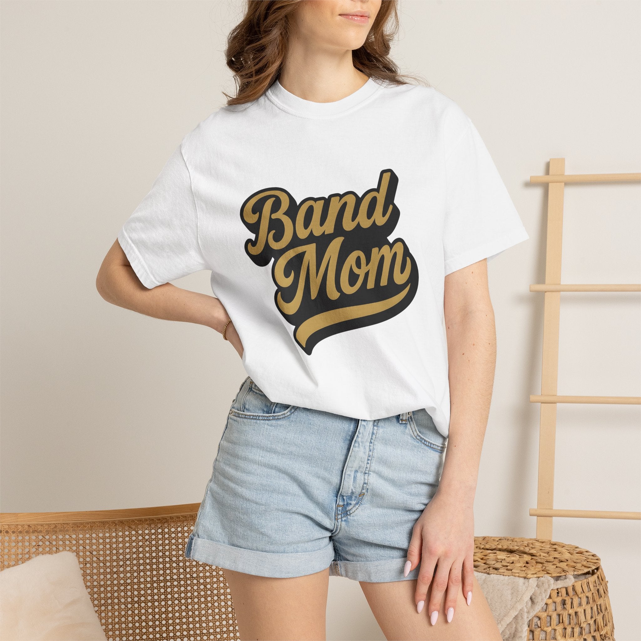 Band Mom Phrase Shirt Moms Sound Gift Women Handwritten Script Tee Concert Mom T-Shirt Mom Fan Typography Tshirt Audio Graphic Classic