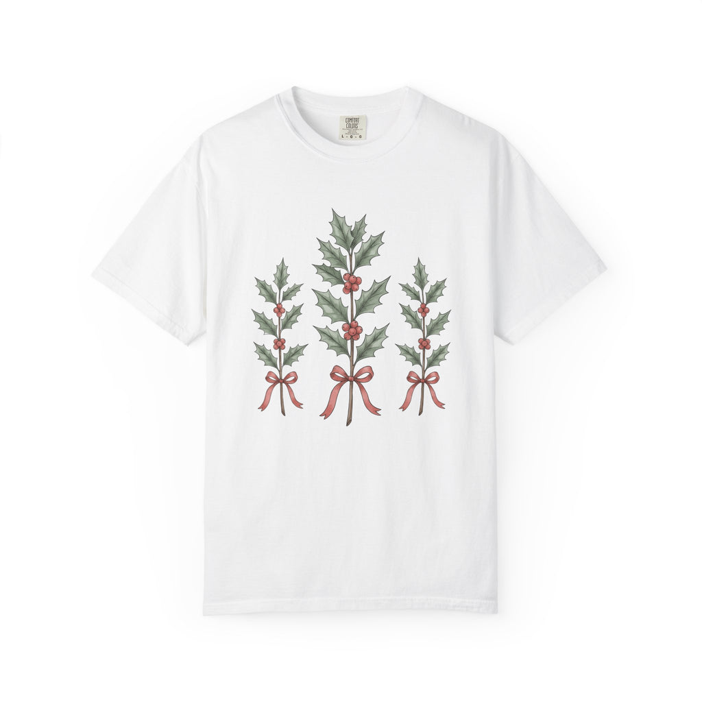 Festive Greenery Shirt Christmas Event Gift Women Leaf Art Tee Foliage T-Shirt Xmas Fan Holiday Graphic Tshirt Painted Holiday Ribbon Tshirt