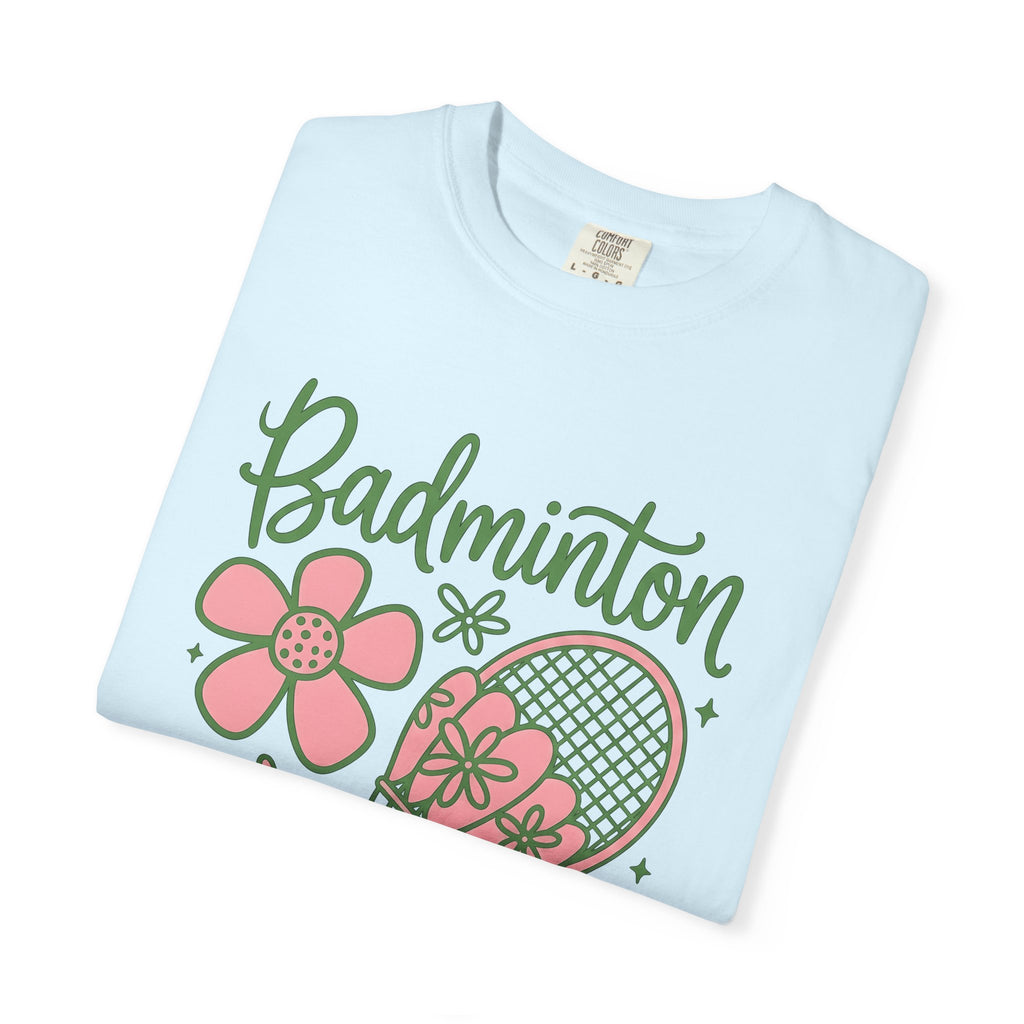 Badminton Racket Shirt Badminton Floral Gift Women Playful Tee Racket T-Shirt Badminton Enthusiast Fun Tshirt Botanical Graphic Retro Flower