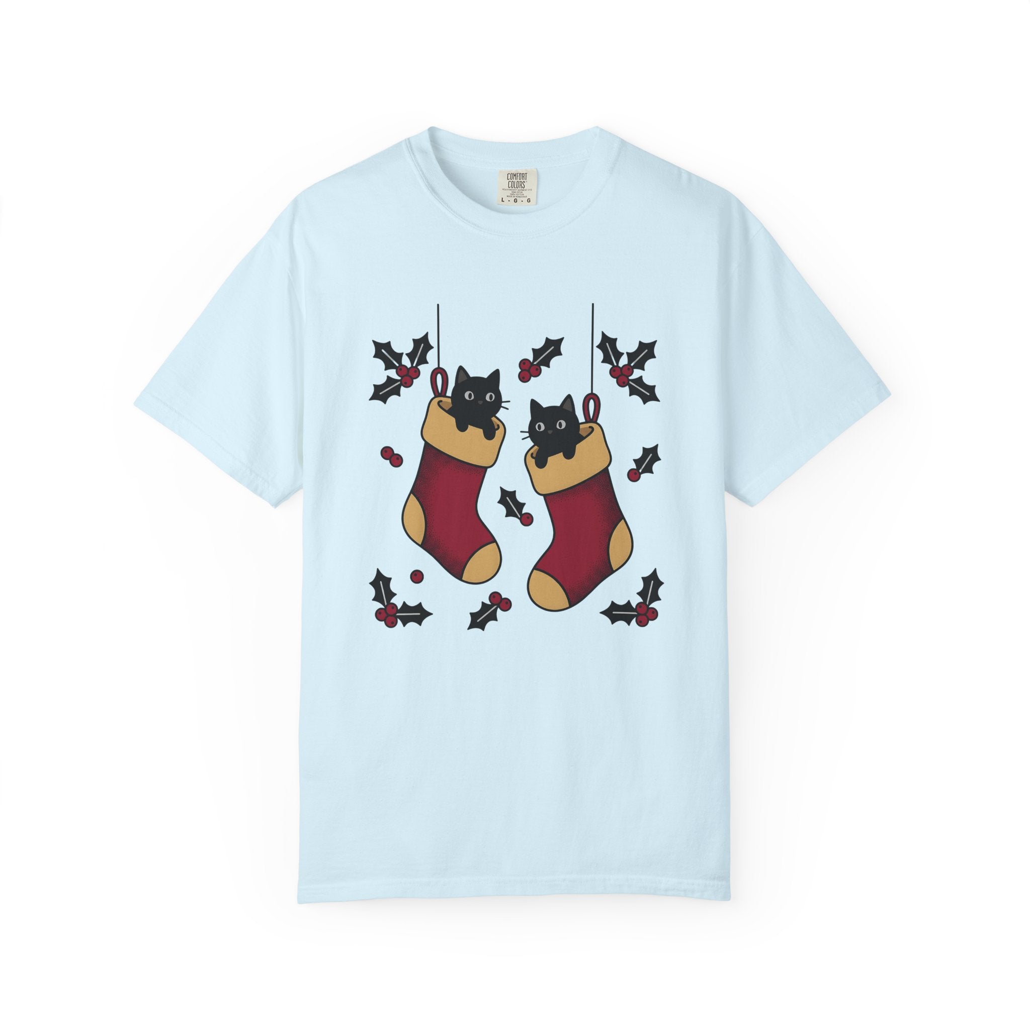 Black Cat Stocking Shirt Cat Holiday Gift Women Kawaii Tee Christmas Stocking T-Shirt Cat Fan Cute Tshirt Holiday Graphic Vintage Mistletoe