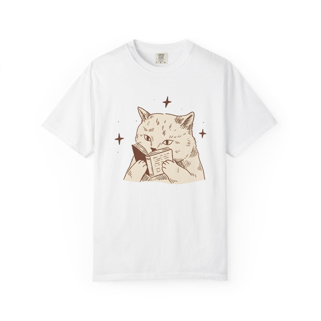 Cat Reading Shirt Cat Bookworm Gift Women Hand Drawn Tee Kitty T-Shirt Feline Fan Illustrated Graphic Vintage Stars Tshirt