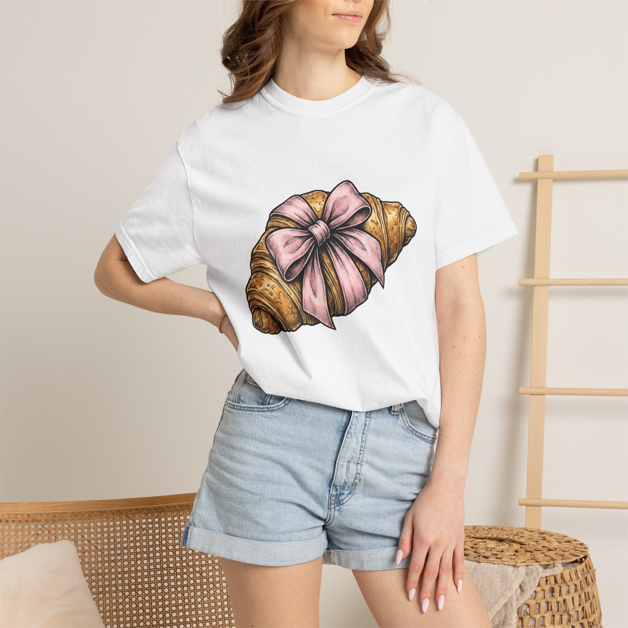 Croissant Shirt Desserts Confectionery Gift Women Line Art Tee Pastry T-Shirt Dessert Fan Minimalist Tshirt Sweet Illustration Cartoon