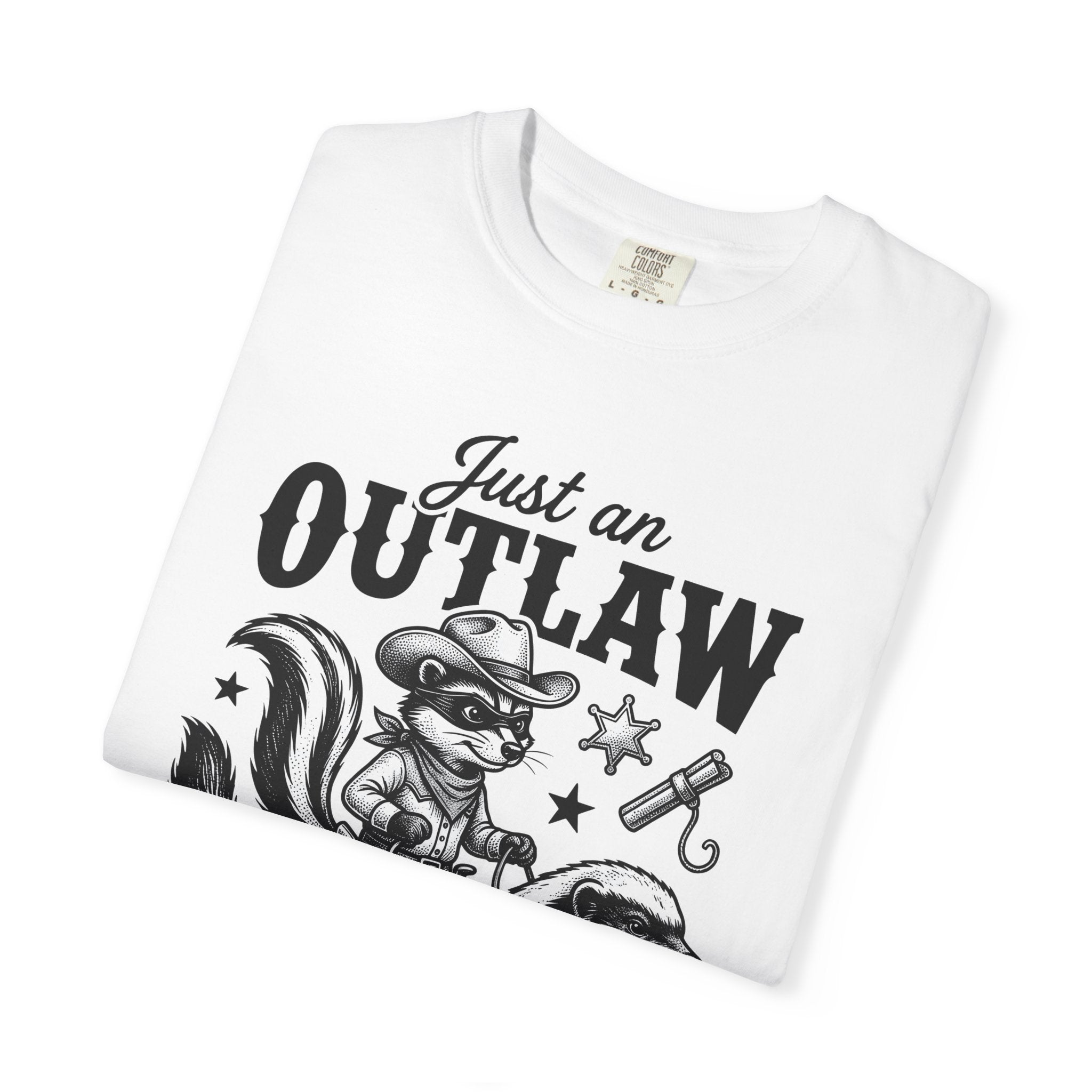 Raccoon Cowboy Shirt Funny Wildlife Gift Women Retro Tee Bandit T-Shirt Humor Fan Vintage Tshirt Animal Graphic Sketch Honey Badger Tshirt
